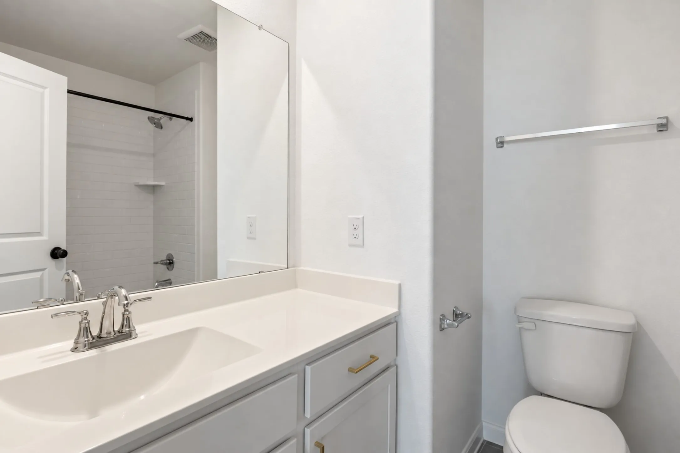 Single Family Residence For Sale in Collin County , 1432 Bettolo Drive, Celina, Texas 75009, 5 Bedroom, 4 Bathroom, 2 Garage spaces, 3,321 Sqft, built in 2024, mls#21397820, Real Estate Agent in Celina, Homes For Sale in Collin county, Homes For Sale in Celina, Realtor in Celina Texas, Real Estate Brokerage Independent Realty Texas, Luminita Cordes Realtor
