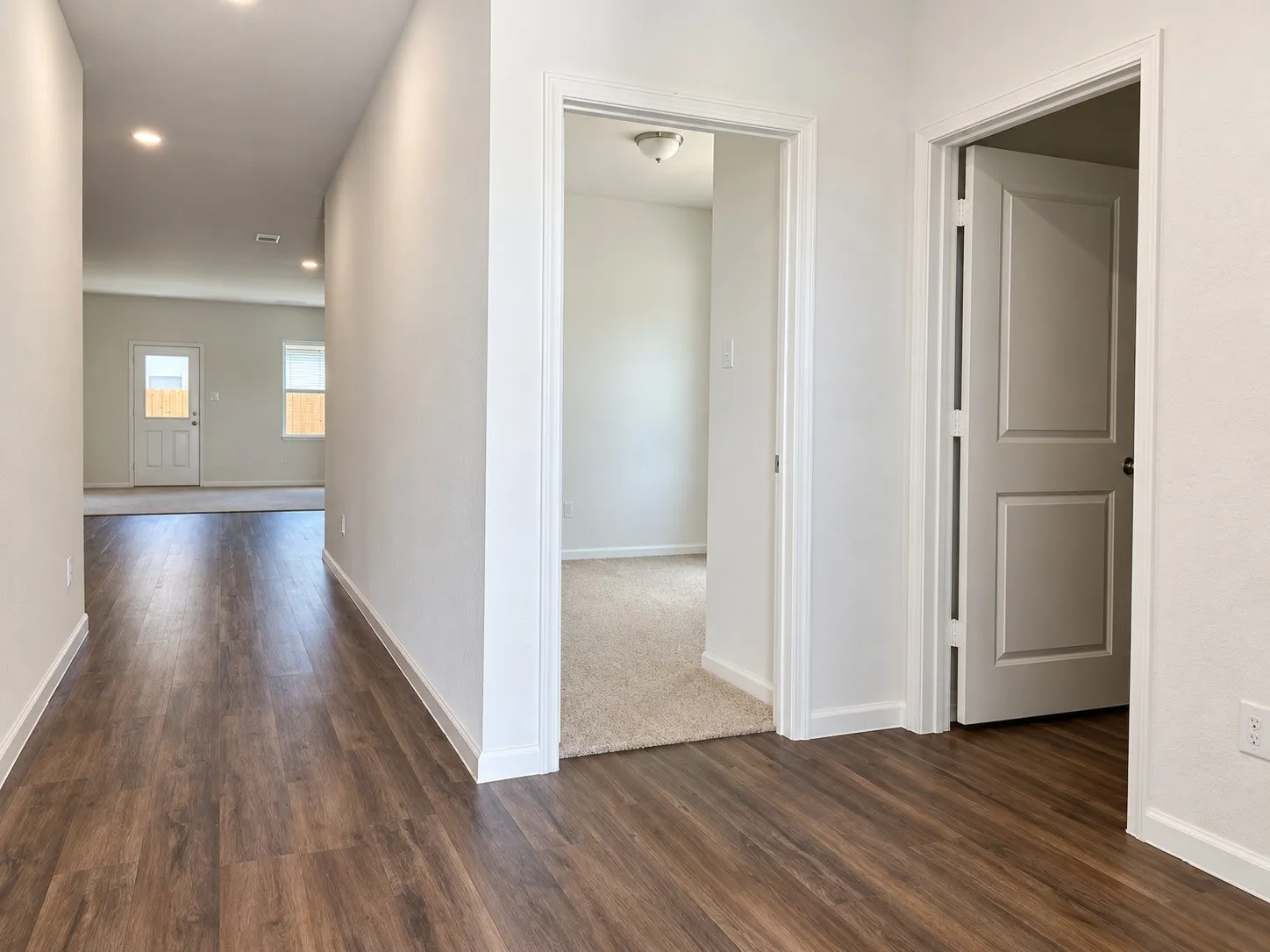 Single Family Residence For Rent in Tarrant County , 6525 Trident Court, Fort Worth, Texas 76179, 3 Bedroom, 2 Bathroom, 2 Garage spaces, 1,662 Sqft, built in 2020, mls#21398226, Real Estate Agent in Fort Worth, Homes For Rent in Tarrant county, Homes For Rent in Fort Worth, Realtor in Fort Worth Texas, Real Estate Brokerage Independent Realty Texas, Luminita Cordes Realtor