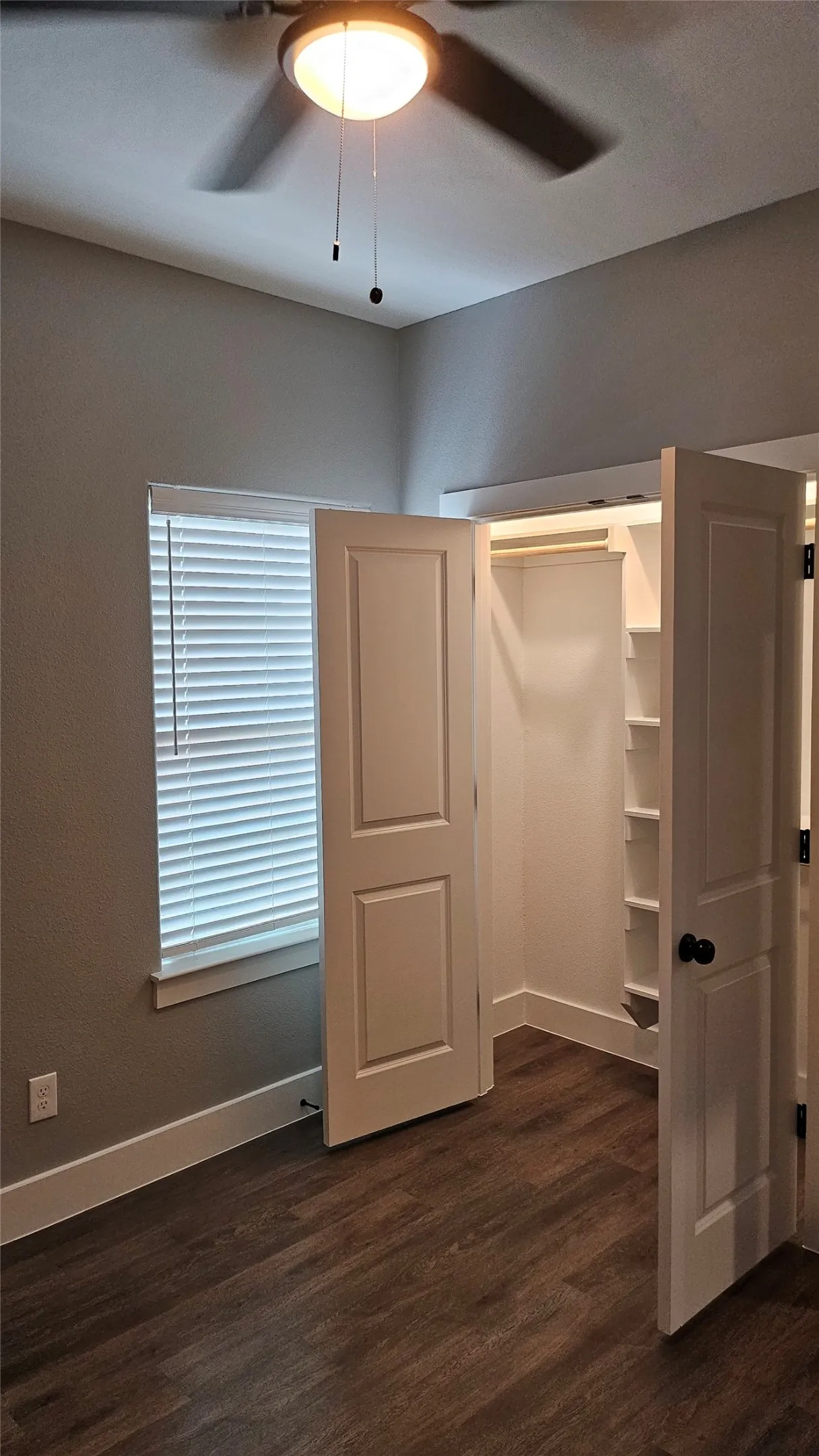 Single Family Residence For Sale in Grayson County , 931 W Elm Street, Denison, Texas 75020, 3 Bedroom, 2 Bathroom, Garage spaces, 1,226 Sqft, built in 2024, mls#21398184, Real Estate Agent in Denison, Homes For Sale in Grayson county, Homes For Sale in Denison, Realtor in Denison Texas, Real Estate Brokerage Independent Realty Texas, Luminita Cordes Realtor