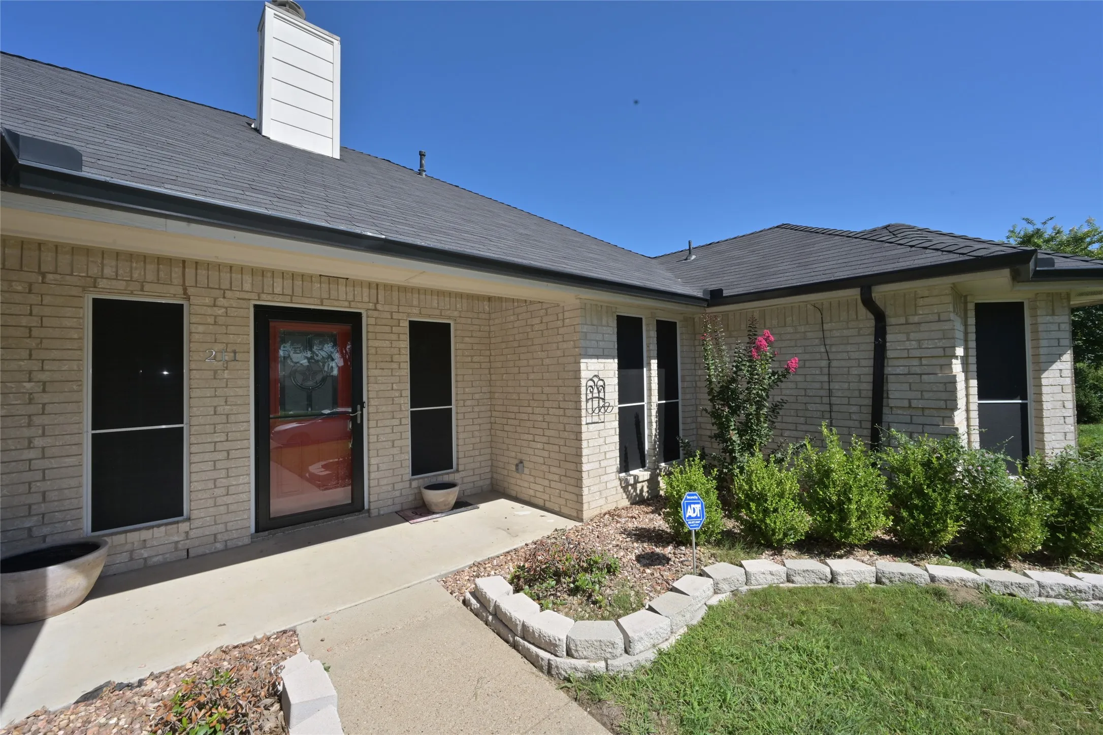 Covered front Porch