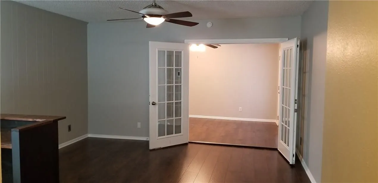 Single Family Residence For Rent in Collin County , 933 Meadow Mead Drive, Allen, Texas 75002, 3 Bedroom, 2 Bathroom, 2 Garage spaces, 1,017 Sqft, built in 1968, mls#21398229, Real Estate Agent in Allen, Homes For Rent in Collin county, Homes For Rent in Allen, Realtor in Allen Texas, Real Estate Brokerage Independent Realty Texas, Luminita Cordes Realtor