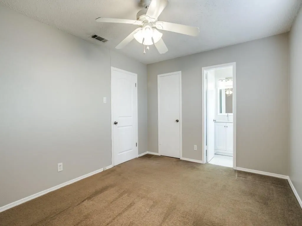 Single Family Residence For Rent in Collin County , 933 Meadow Mead Drive, Allen, Texas 75002, 3 Bedroom, 2 Bathroom, 2 Garage spaces, 1,017 Sqft, built in 1968, mls#21398229, Real Estate Agent in Allen, Homes For Rent in Collin county, Homes For Rent in Allen, Realtor in Allen Texas, Real Estate Brokerage Independent Realty Texas, Luminita Cordes Realtor