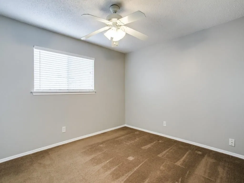 Single Family Residence For Rent in Collin County , 933 Meadow Mead Drive, Allen, Texas 75002, 3 Bedroom, 2 Bathroom, 2 Garage spaces, 1,017 Sqft, built in 1968, mls#21398229, Real Estate Agent in Allen, Homes For Rent in Collin county, Homes For Rent in Allen, Realtor in Allen Texas, Real Estate Brokerage Independent Realty Texas, Luminita Cordes Realtor