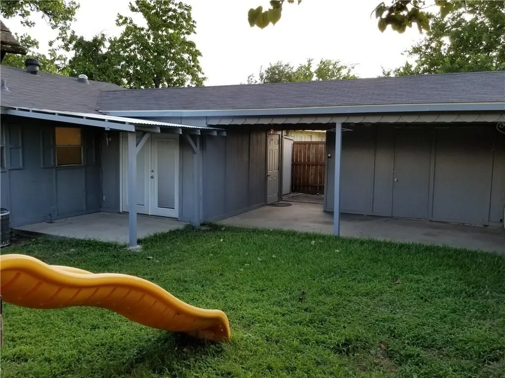 Single Family Residence For Rent in Collin County , 933 Meadow Mead Drive, Allen, Texas 75002, 3 Bedroom, 2 Bathroom, 2 Garage spaces, 1,017 Sqft, built in 1968, mls#21398229, Real Estate Agent in Allen, Homes For Rent in Collin county, Homes For Rent in Allen, Realtor in Allen Texas, Real Estate Brokerage Independent Realty Texas, Luminita Cordes Realtor