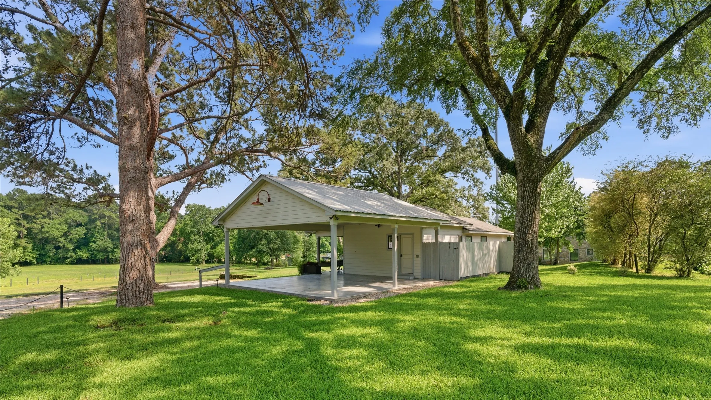 Farm For Sale in Montgomery County , TBD Shepard Hill Road, Willis, Texas 77318, 1 Bedroom, 2 Bathroom, Garage spaces, 780 Sqft, built in 2019, mls#21397568, Real Estate Agent in Willis, Homes For Sale in Montgomery county, Homes For Sale in Willis, Realtor in Willis Texas, Real Estate Brokerage Independent Realty Texas, Luminita Cordes Realtor