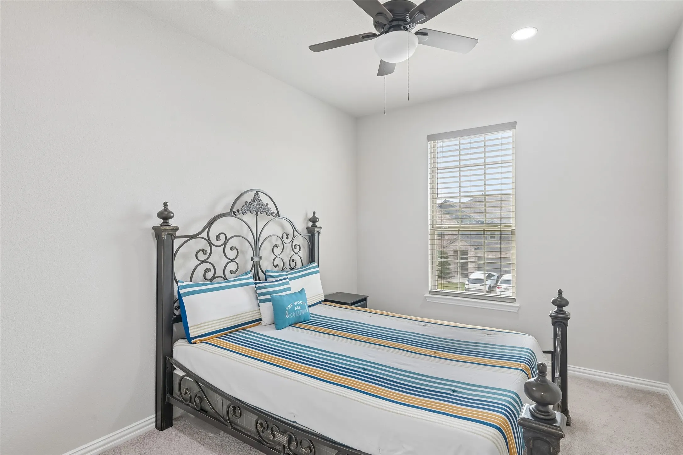 Single Family Residence For Sale in Tarrant County , 2923 Grand Lookout Lane, Arlington, Texas 76001, 6 Bedroom, 5 Bathroom, 3 Garage spaces, 4,474 Sqft, built in 2022, mls#21393868, Real Estate Agent in Arlington, Homes For Sale in Tarrant county, Homes For Sale in Arlington, Realtor in Arlington Texas, Real Estate Brokerage Independent Realty Texas, Luminita Cordes Realtor