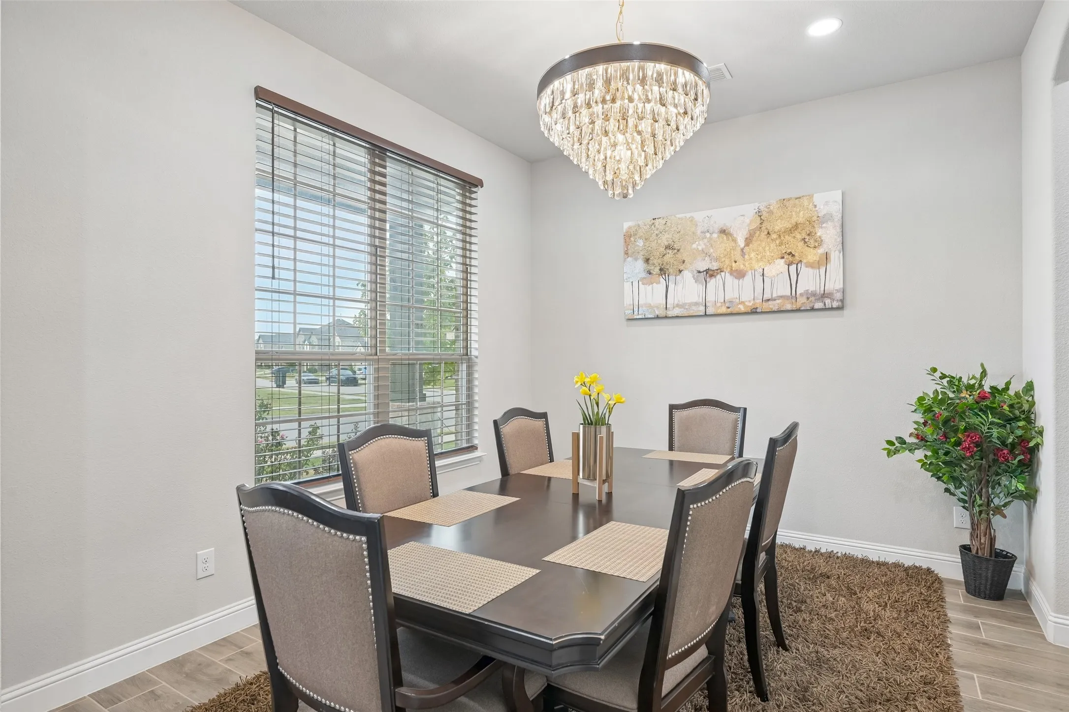 Single Family Residence For Sale in Tarrant County , 2923 Grand Lookout Lane, Arlington, Texas 76001, 6 Bedroom, 5 Bathroom, 3 Garage spaces, 4,474 Sqft, built in 2022, mls#21393868, Real Estate Agent in Arlington, Homes For Sale in Tarrant county, Homes For Sale in Arlington, Realtor in Arlington Texas, Real Estate Brokerage Independent Realty Texas, Luminita Cordes Realtor