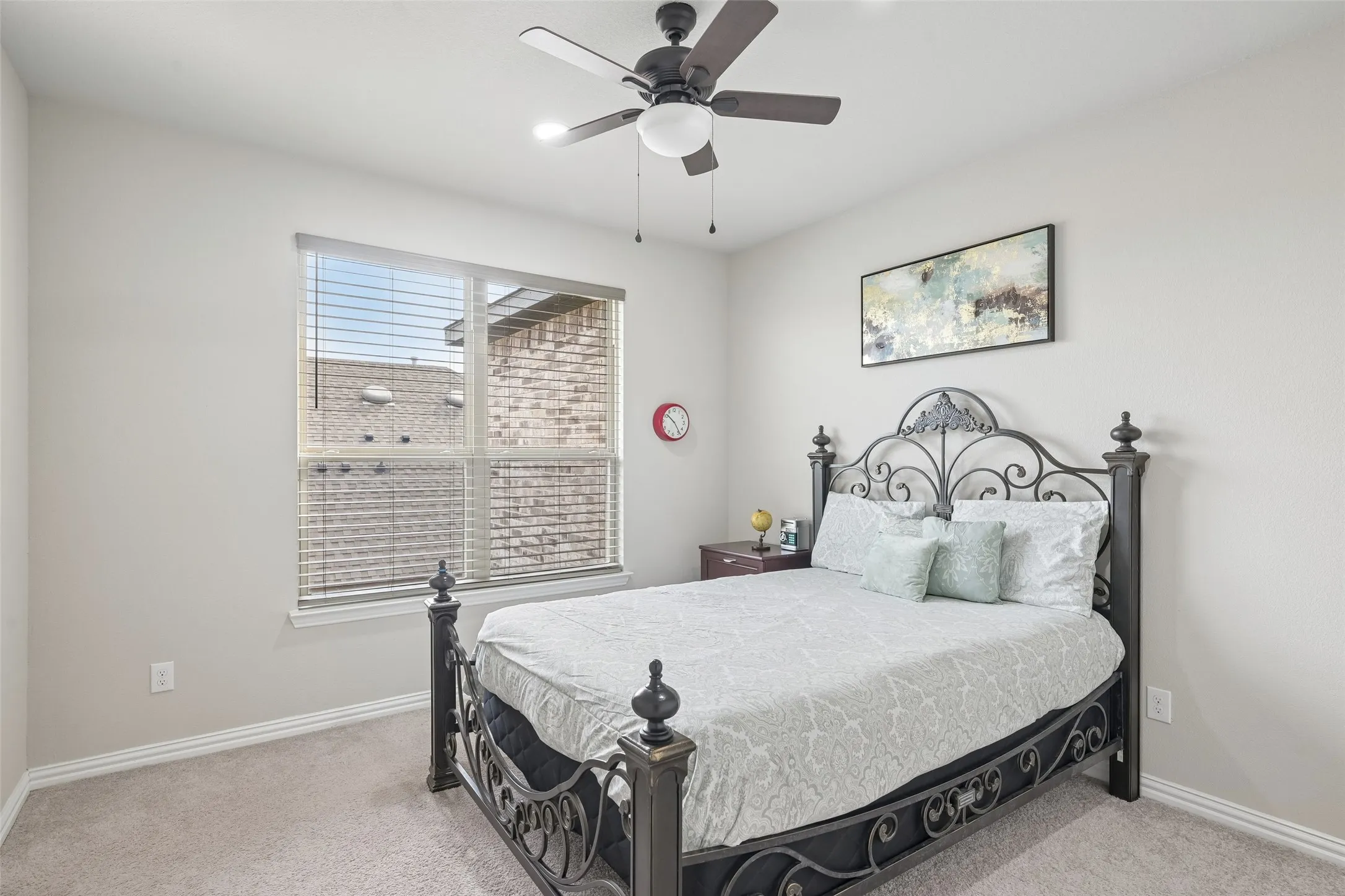 Single Family Residence For Sale in Tarrant County , 2923 Grand Lookout Lane, Arlington, Texas 76001, 6 Bedroom, 5 Bathroom, 3 Garage spaces, 4,474 Sqft, built in 2022, mls#21393868, Real Estate Agent in Arlington, Homes For Sale in Tarrant county, Homes For Sale in Arlington, Realtor in Arlington Texas, Real Estate Brokerage Independent Realty Texas, Luminita Cordes Realtor