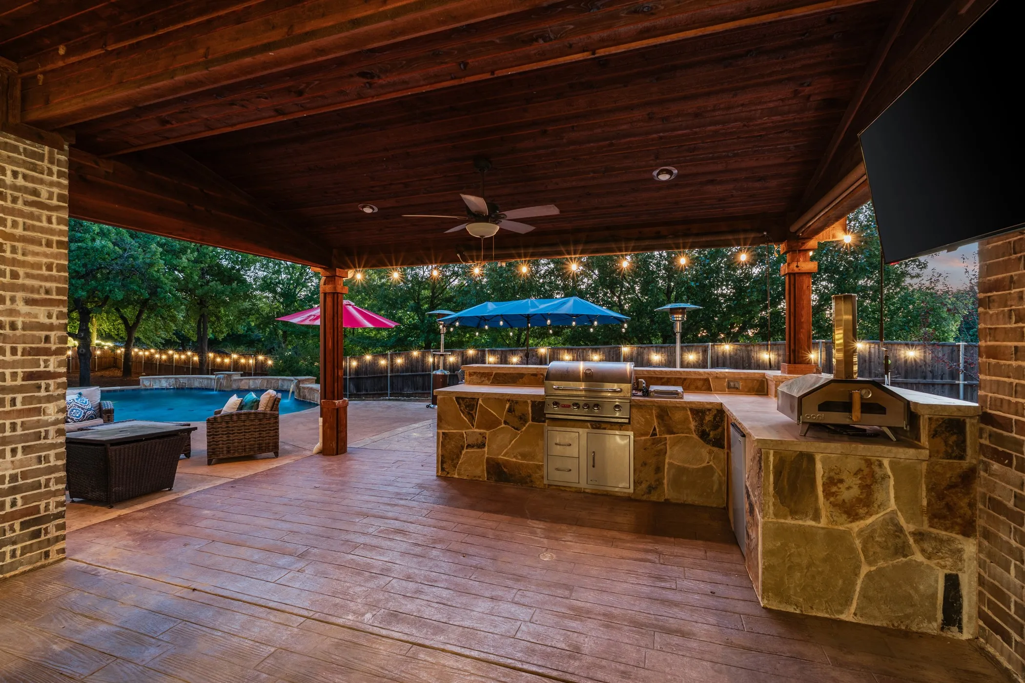 Single Family Residence For Sale in Denton County , 4608 Darlington Drive, Flower Mound, Texas 75022, 5 Bedroom, 7 Bathroom, 3 Garage spaces, 4,638 Sqft, built in 2017, mls#21393972, Real Estate Agent in Flower Mound, Homes For Sale in Denton county, Homes For Sale in Flower Mound, Realtor in Flower Mound Texas, Real Estate Brokerage Independent Realty Texas, Luminita Cordes Realtor