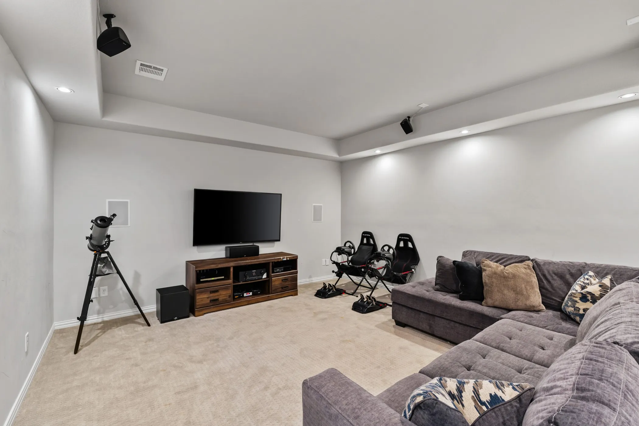 Single Family Residence For Sale in Denton County , 4608 Darlington Drive, Flower Mound, Texas 75022, 5 Bedroom, 7 Bathroom, 3 Garage spaces, 4,638 Sqft, built in 2017, mls#21393972, Real Estate Agent in Flower Mound, Homes For Sale in Denton county, Homes For Sale in Flower Mound, Realtor in Flower Mound Texas, Real Estate Brokerage Independent Realty Texas, Luminita Cordes Realtor