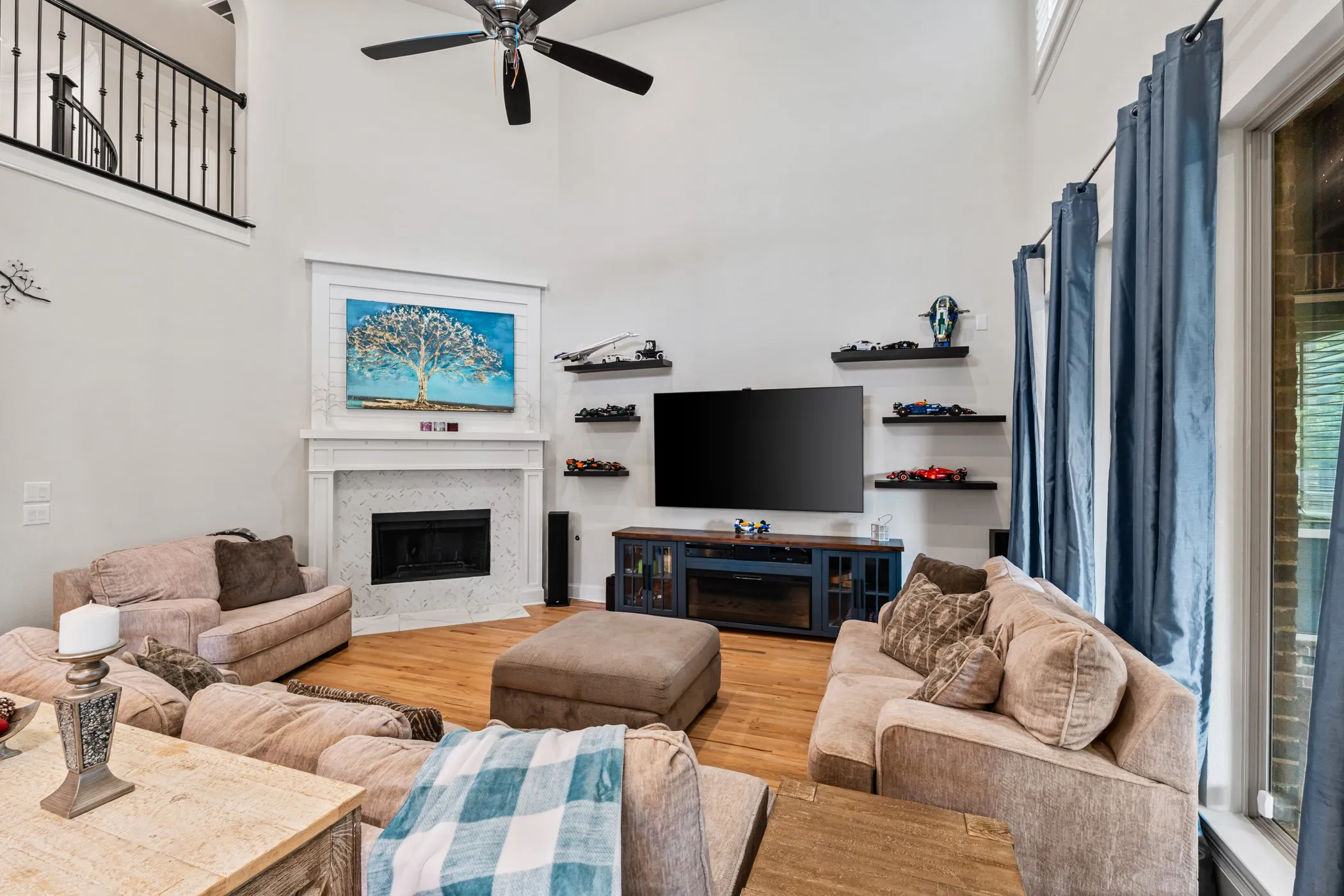 Single Family Residence For Sale in Denton County , 4608 Darlington Drive, Flower Mound, Texas 75022, 5 Bedroom, 7 Bathroom, 3 Garage spaces, 4,638 Sqft, built in 2017, mls#21393972, Real Estate Agent in Flower Mound, Homes For Sale in Denton county, Homes For Sale in Flower Mound, Realtor in Flower Mound Texas, Real Estate Brokerage Independent Realty Texas, Luminita Cordes Realtor