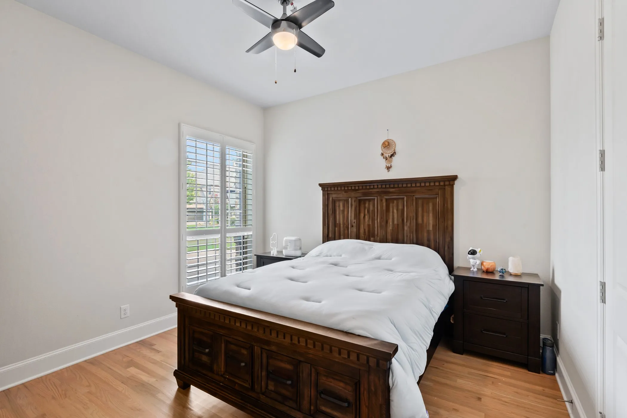 Single Family Residence For Sale in Denton County , 4608 Darlington Drive, Flower Mound, Texas 75022, 5 Bedroom, 7 Bathroom, 3 Garage spaces, 4,638 Sqft, built in 2017, mls#21393972, Real Estate Agent in Flower Mound, Homes For Sale in Denton county, Homes For Sale in Flower Mound, Realtor in Flower Mound Texas, Real Estate Brokerage Independent Realty Texas, Luminita Cordes Realtor