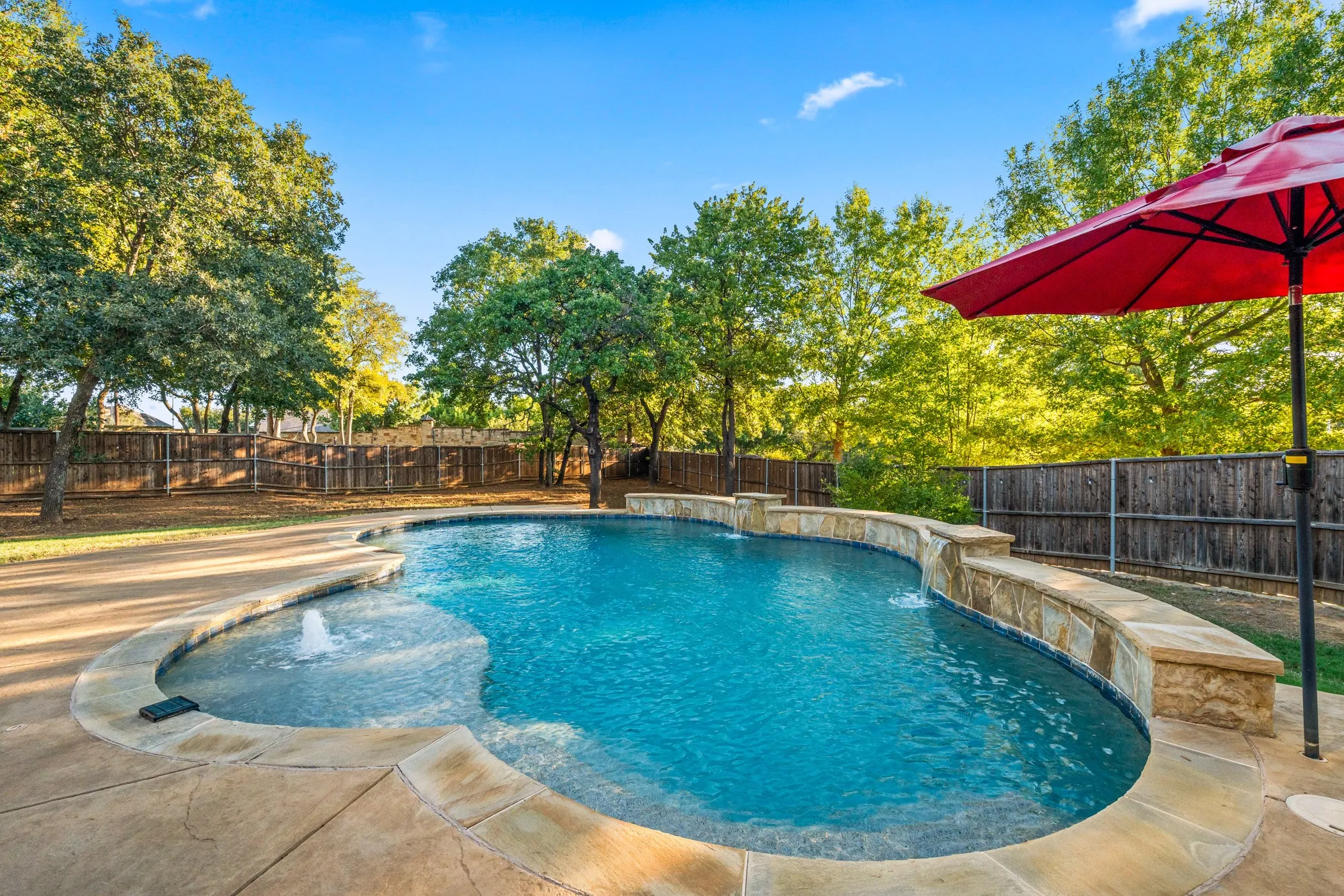 Single Family Residence For Sale in Denton County , 4608 Darlington Drive, Flower Mound, Texas 75022, 5 Bedroom, 7 Bathroom, 3 Garage spaces, 4,638 Sqft, built in 2017, mls#21393972, Real Estate Agent in Flower Mound, Homes For Sale in Denton county, Homes For Sale in Flower Mound, Realtor in Flower Mound Texas, Real Estate Brokerage Independent Realty Texas, Luminita Cordes Realtor