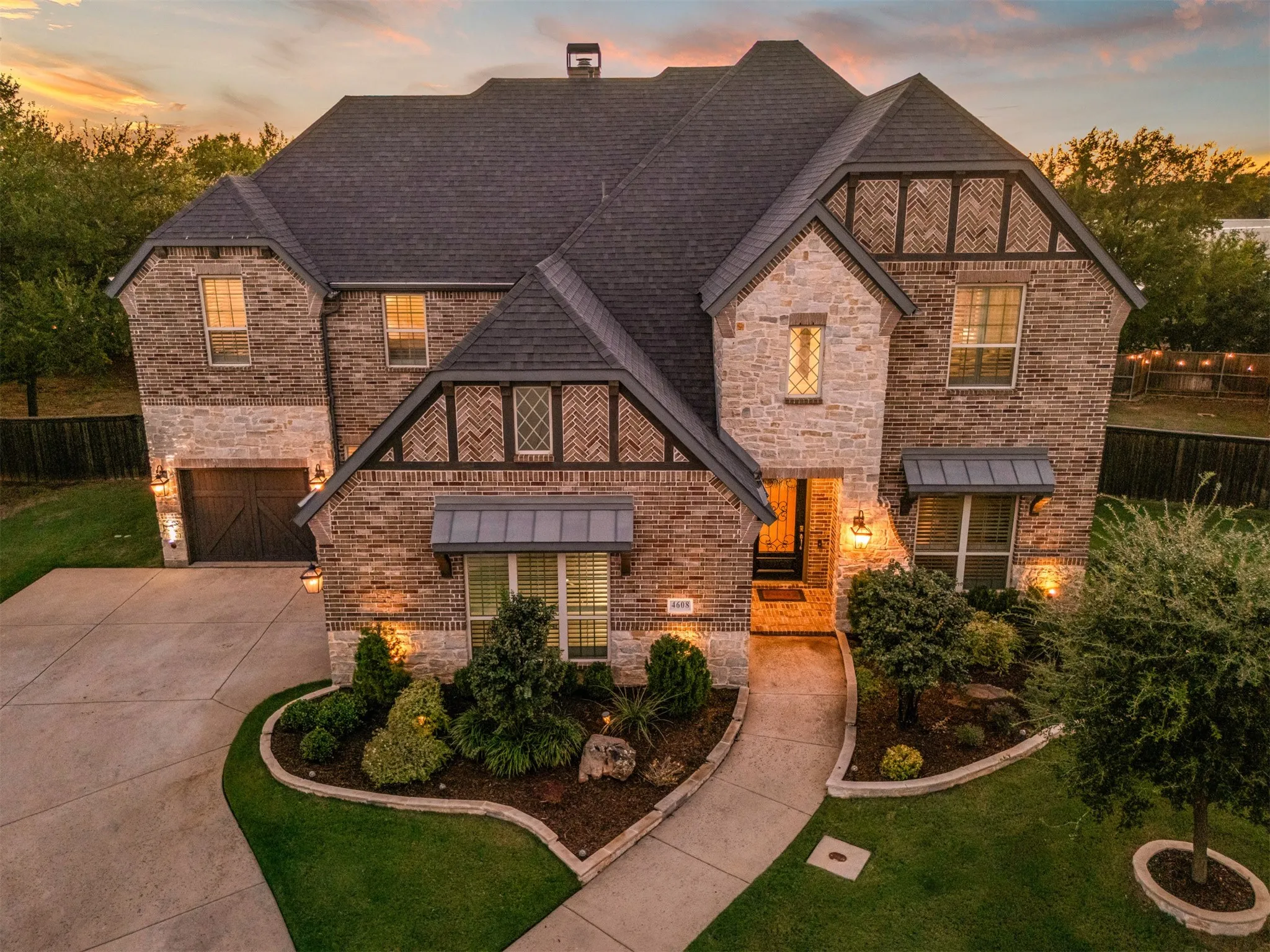 Single Family Residence For Sale in Denton County , 4608 Darlington Drive, Flower Mound, Texas 75022, 5 Bedroom, 7 Bathroom, 3 Garage spaces, 4,638 Sqft, built in 2017, mls#21393972, Real Estate Agent in Flower Mound, Homes For Sale in Denton county, Homes For Sale in Flower Mound, Realtor in Flower Mound Texas, Real Estate Brokerage Independent Realty Texas, Luminita Cordes Realtor