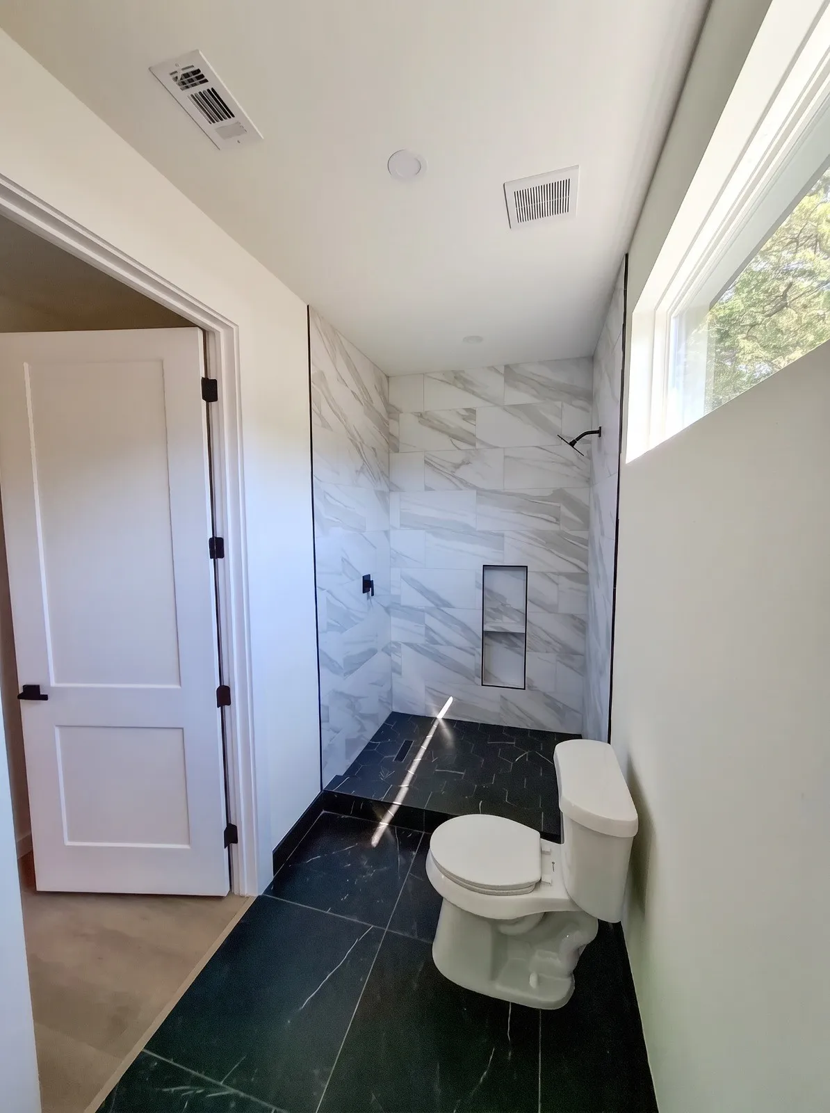 Single Family Residence For Sale in Dallas County , 438 Bonnie View Road, Dallas, Texas 75203, 5 Bedroom, 3 Bathroom, 2 Garage spaces, 3,192 Sqft, built in 2026, mls#21394311, Real Estate Agent in Dallas, Homes For Sale in Dallas county, Homes For Sale in Dallas, Realtor in Dallas Texas, Real Estate Brokerage Independent Realty Texas, Luminita Cordes Realtor
