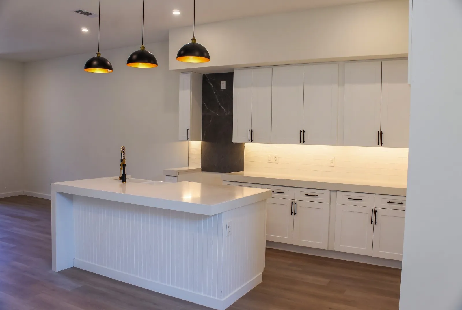 Single Family Residence For Sale in Dallas County , 438 Bonnie View Road, Dallas, Texas 75203, 5 Bedroom, 3 Bathroom, 2 Garage spaces, 3,192 Sqft, built in 2026, mls#21394311, Real Estate Agent in Dallas, Homes For Sale in Dallas county, Homes For Sale in Dallas, Realtor in Dallas Texas, Real Estate Brokerage Independent Realty Texas, Luminita Cordes Realtor