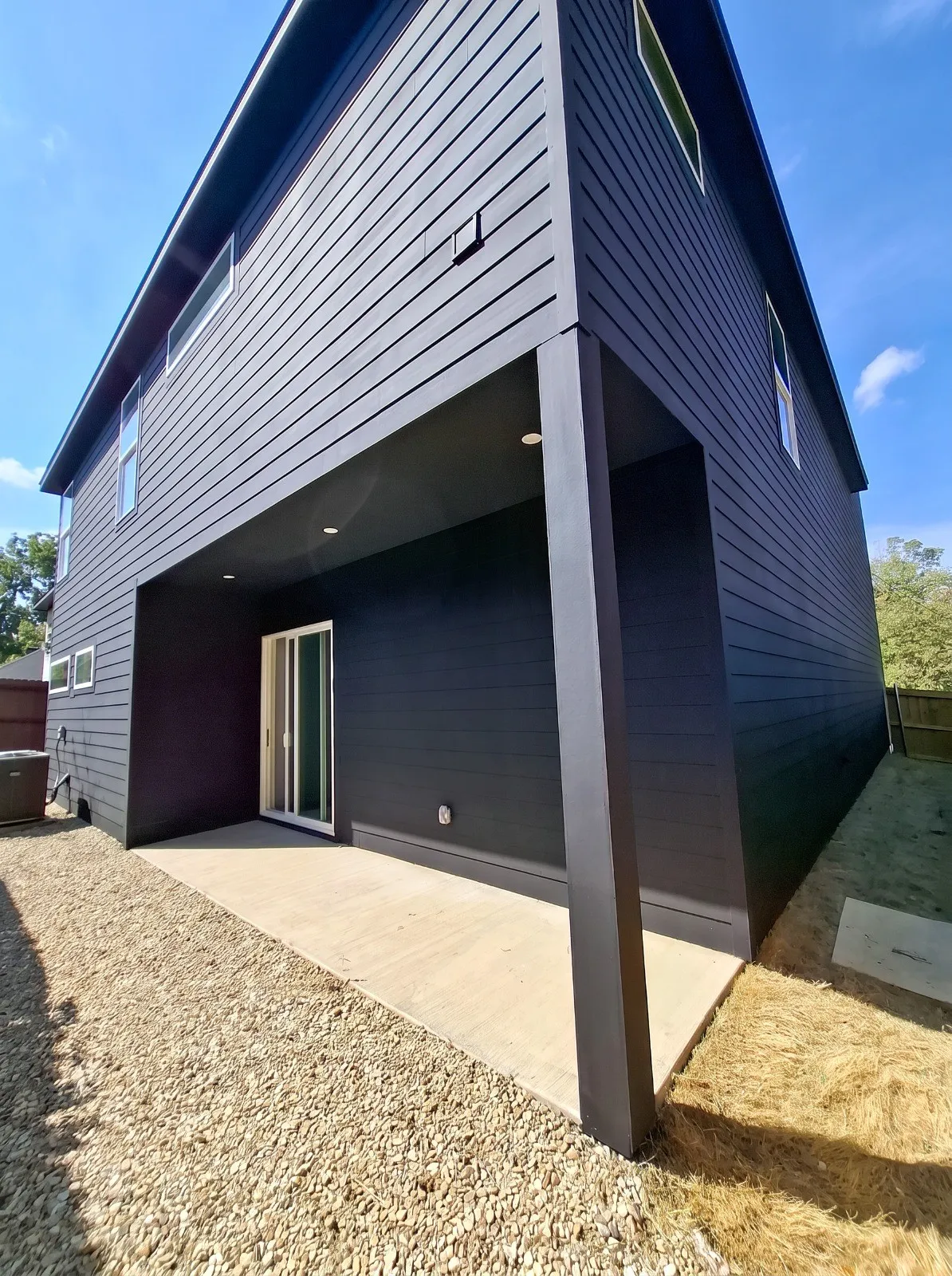 Single Family Residence For Sale in Dallas County , 438 Bonnie View Road, Dallas, Texas 75203, 5 Bedroom, 3 Bathroom, 2 Garage spaces, 3,192 Sqft, built in 2026, mls#21394311, Real Estate Agent in Dallas, Homes For Sale in Dallas county, Homes For Sale in Dallas, Realtor in Dallas Texas, Real Estate Brokerage Independent Realty Texas, Luminita Cordes Realtor