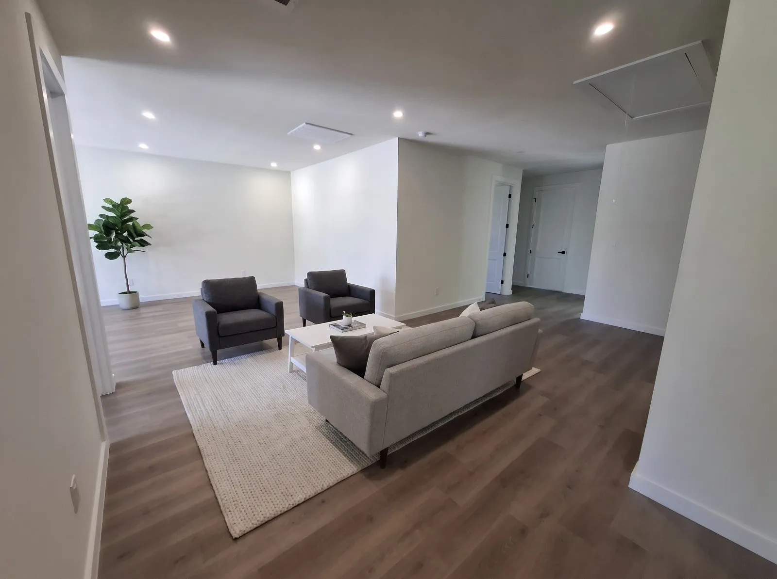 Single Family Residence For Sale in Dallas County , 438 Bonnie View Road, Dallas, Texas 75203, 5 Bedroom, 3 Bathroom, 2 Garage spaces, 3,192 Sqft, built in 2026, mls#21394311, Real Estate Agent in Dallas, Homes For Sale in Dallas county, Homes For Sale in Dallas, Realtor in Dallas Texas, Real Estate Brokerage Independent Realty Texas, Luminita Cordes Realtor