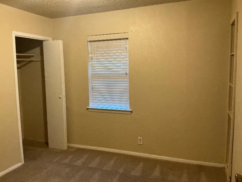 Single Family Residence For Rent in Dallas County , 13630 Onyx Lane, Farmers Branch, Texas 75234, 4 Bedroom, 2 Bathroom, 2 Garage spaces, 2,096 Sqft, built in 1961, mls#21398252, Real Estate Agent in Farmers Branch, Homes For Rent in Dallas county, Homes For Rent in Farmers Branch, Realtor in Farmers Branch Texas, Real Estate Brokerage Independent Realty Texas, Luminita Cordes Realtor
