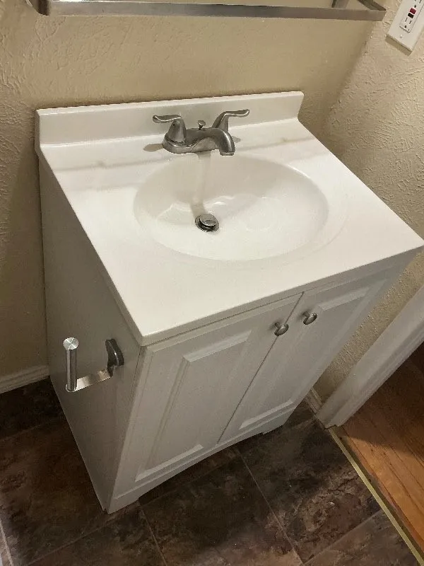 Single Family Residence For Rent in Dallas County , 13630 Onyx Lane, Farmers Branch, Texas 75234, 4 Bedroom, 2 Bathroom, 2 Garage spaces, 2,096 Sqft, built in 1961, mls#21398252, Real Estate Agent in Farmers Branch, Homes For Rent in Dallas county, Homes For Rent in Farmers Branch, Realtor in Farmers Branch Texas, Real Estate Brokerage Independent Realty Texas, Luminita Cordes Realtor
