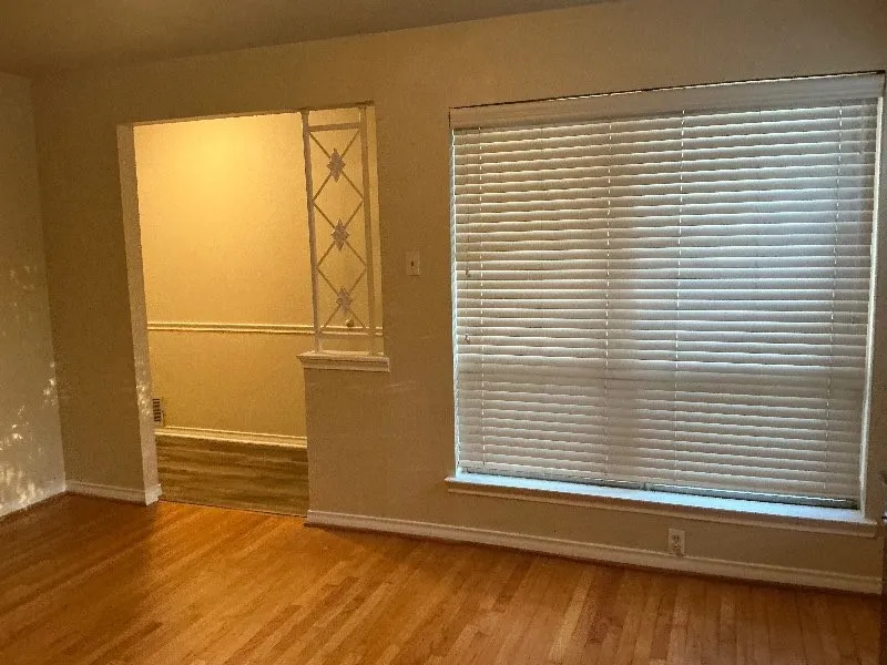 Single Family Residence For Rent in Dallas County , 13630 Onyx Lane, Farmers Branch, Texas 75234, 4 Bedroom, 2 Bathroom, 2 Garage spaces, 2,096 Sqft, built in 1961, mls#21398252, Real Estate Agent in Farmers Branch, Homes For Rent in Dallas county, Homes For Rent in Farmers Branch, Realtor in Farmers Branch Texas, Real Estate Brokerage Independent Realty Texas, Luminita Cordes Realtor