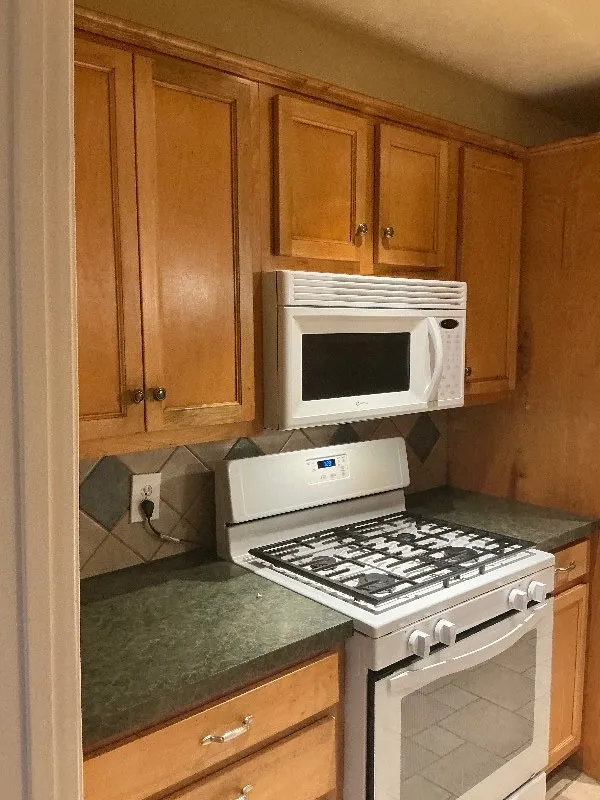 Single Family Residence For Rent in Dallas County , 13630 Onyx Lane, Farmers Branch, Texas 75234, 4 Bedroom, 2 Bathroom, 2 Garage spaces, 2,096 Sqft, built in 1961, mls#21398252, Real Estate Agent in Farmers Branch, Homes For Rent in Dallas county, Homes For Rent in Farmers Branch, Realtor in Farmers Branch Texas, Real Estate Brokerage Independent Realty Texas, Luminita Cordes Realtor