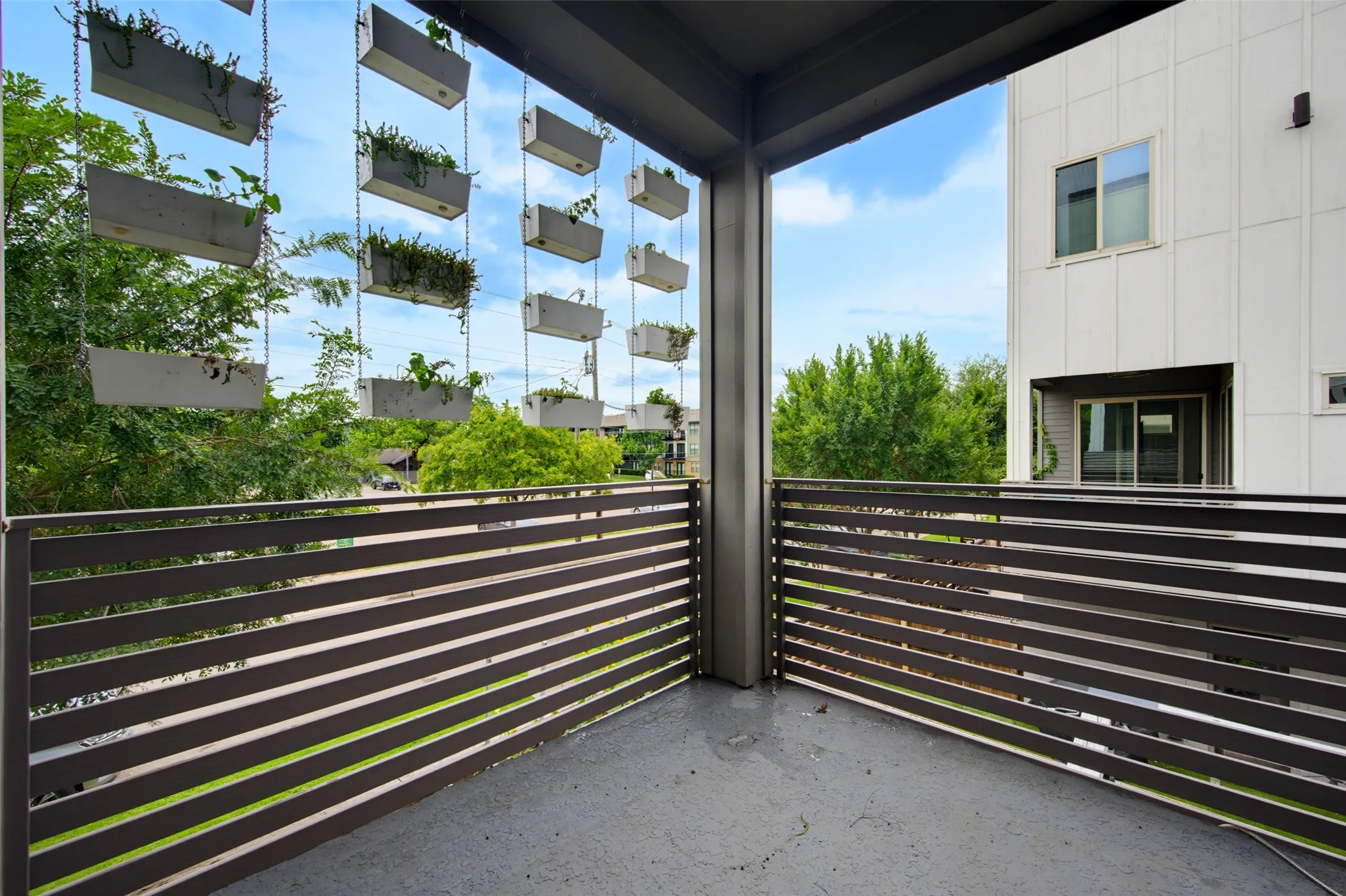 Condominium For Rent in Dallas County , 1915 Summit Avenue 1, Dallas, Texas 75206, 3 Bedroom, 3 Bathroom, 2 Garage spaces, 1,936 Sqft, built in 2015, mls#21398239, Real Estate Agent in Dallas, Homes For Rent in Dallas county, Homes For Rent in Dallas, Realtor in Dallas Texas, Real Estate Brokerage Independent Realty Texas, Luminita Cordes Realtor