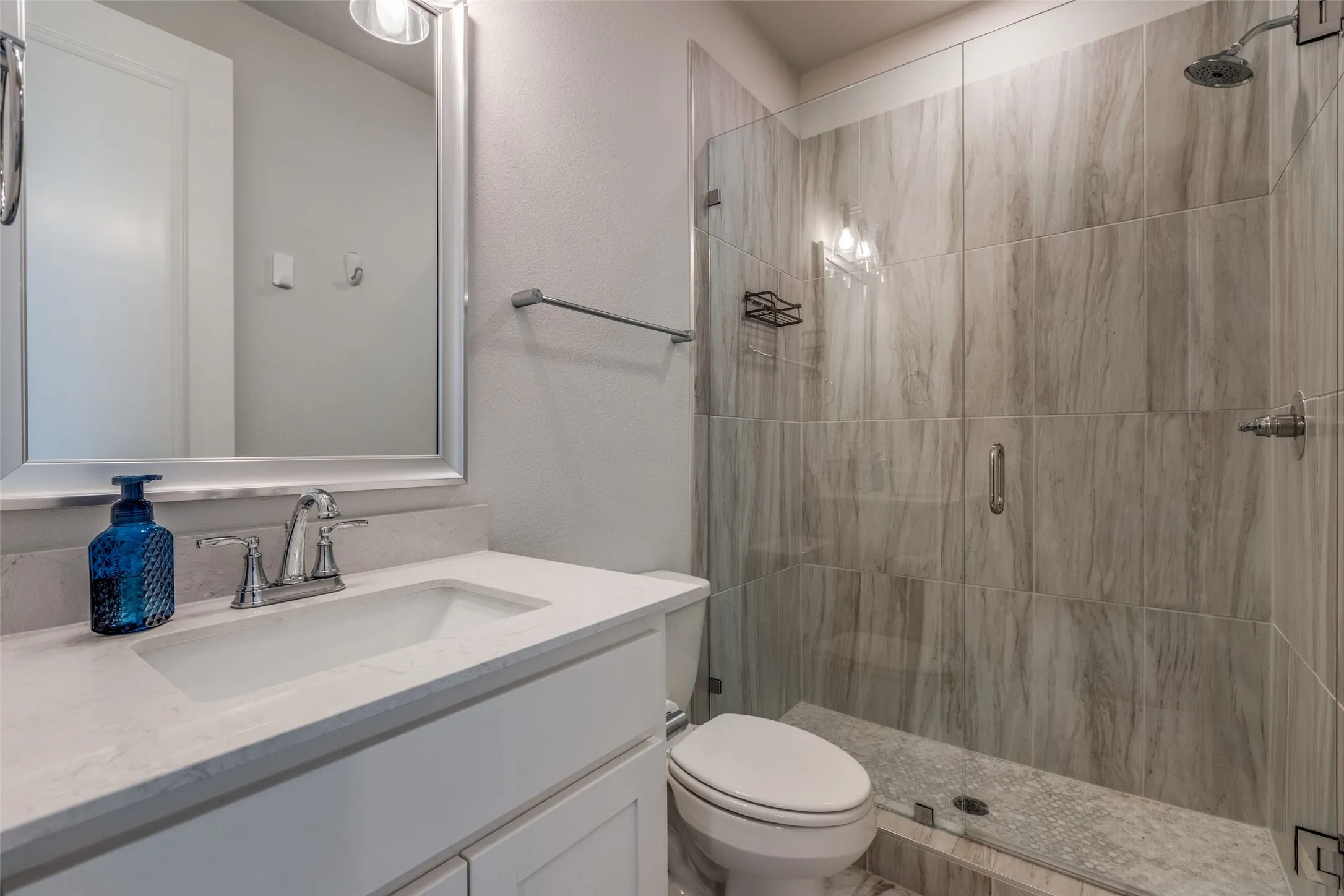 Single Family Residence For Rent in Grayson County , 1224 Karsten Ridge Pass, Gunter, Texas 75058, 4 Bedroom, 5 Bathroom, 3 Garage spaces, 4,005 Sqft, built in 2022, mls#21398043, Real Estate Agent in Gunter, Homes For Rent in Grayson county, Homes For Rent in Gunter, Realtor in Gunter Texas, Real Estate Brokerage Independent Realty Texas, Luminita Cordes Realtor