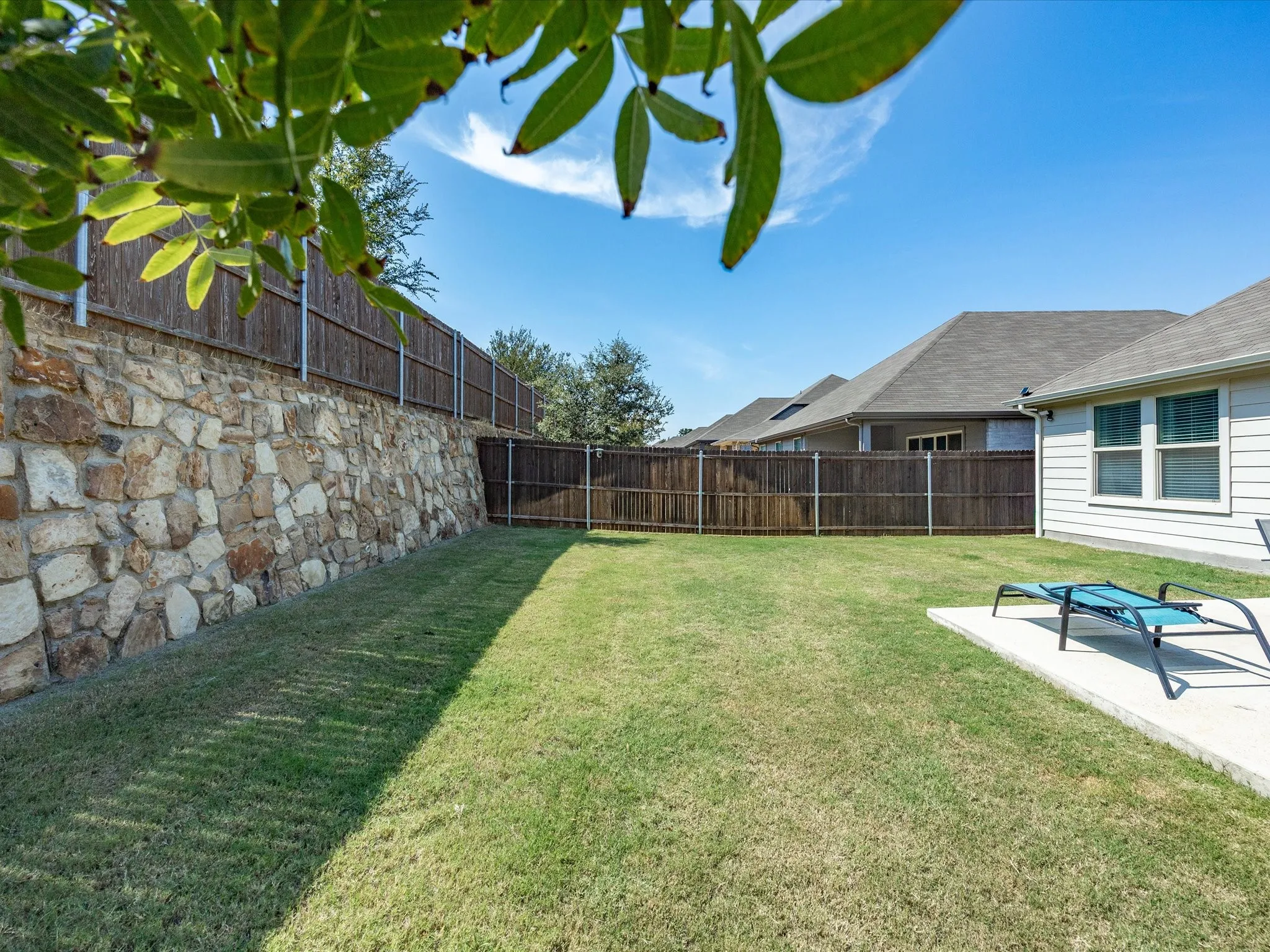 Single Family Residence For Sale in Denton County , 214 Luna Lane, Lake Dallas, Texas 75065, 3 Bedroom, 2 Bathroom, 2 Garage spaces, 1,659 Sqft, built in 2022, mls#21397406, Real Estate Agent in Lake Dallas, Homes For Sale in Denton county, Homes For Sale in Lake Dallas, Realtor in Lake Dallas Texas, Real Estate Brokerage Independent Realty Texas, Luminita Cordes Realtor