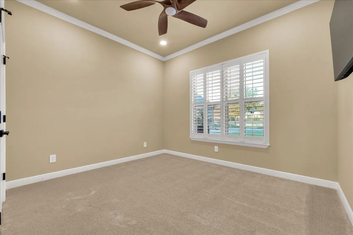Single Family Residence For Sale in Hood County , 6410 Pinehurst Drive, Granbury, Texas 76049, 4 Bedroom, 3 Bathroom, 3 Garage spaces, 2,960 Sqft, built in 2014, mls#21394083, Real Estate Agent in Granbury, Homes For Sale in Hood county, Homes For Sale in Granbury, Realtor in Granbury Texas, Real Estate Brokerage Independent Realty Texas, Luminita Cordes Realtor