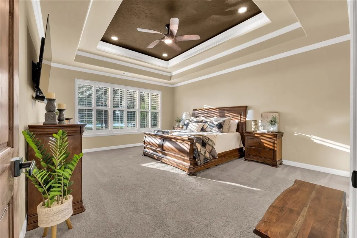 Single Family Residence For Sale in Hood County , 6410 Pinehurst Drive, Granbury, Texas 76049, 4 Bedroom, 3 Bathroom, 3 Garage spaces, 2,960 Sqft, built in 2014, mls#21394083, Real Estate Agent in Granbury, Homes For Sale in Hood county, Homes For Sale in Granbury, Realtor in Granbury Texas, Real Estate Brokerage Independent Realty Texas, Luminita Cordes Realtor