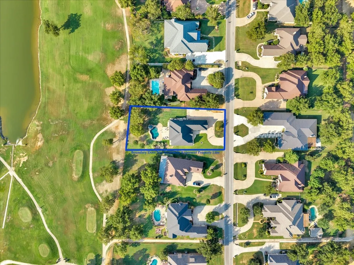 Single Family Residence For Sale in Hood County , 6410 Pinehurst Drive, Granbury, Texas 76049, 4 Bedroom, 3 Bathroom, 3 Garage spaces, 2,960 Sqft, built in 2014, mls#21394083, Real Estate Agent in Granbury, Homes For Sale in Hood county, Homes For Sale in Granbury, Realtor in Granbury Texas, Real Estate Brokerage Independent Realty Texas, Luminita Cordes Realtor