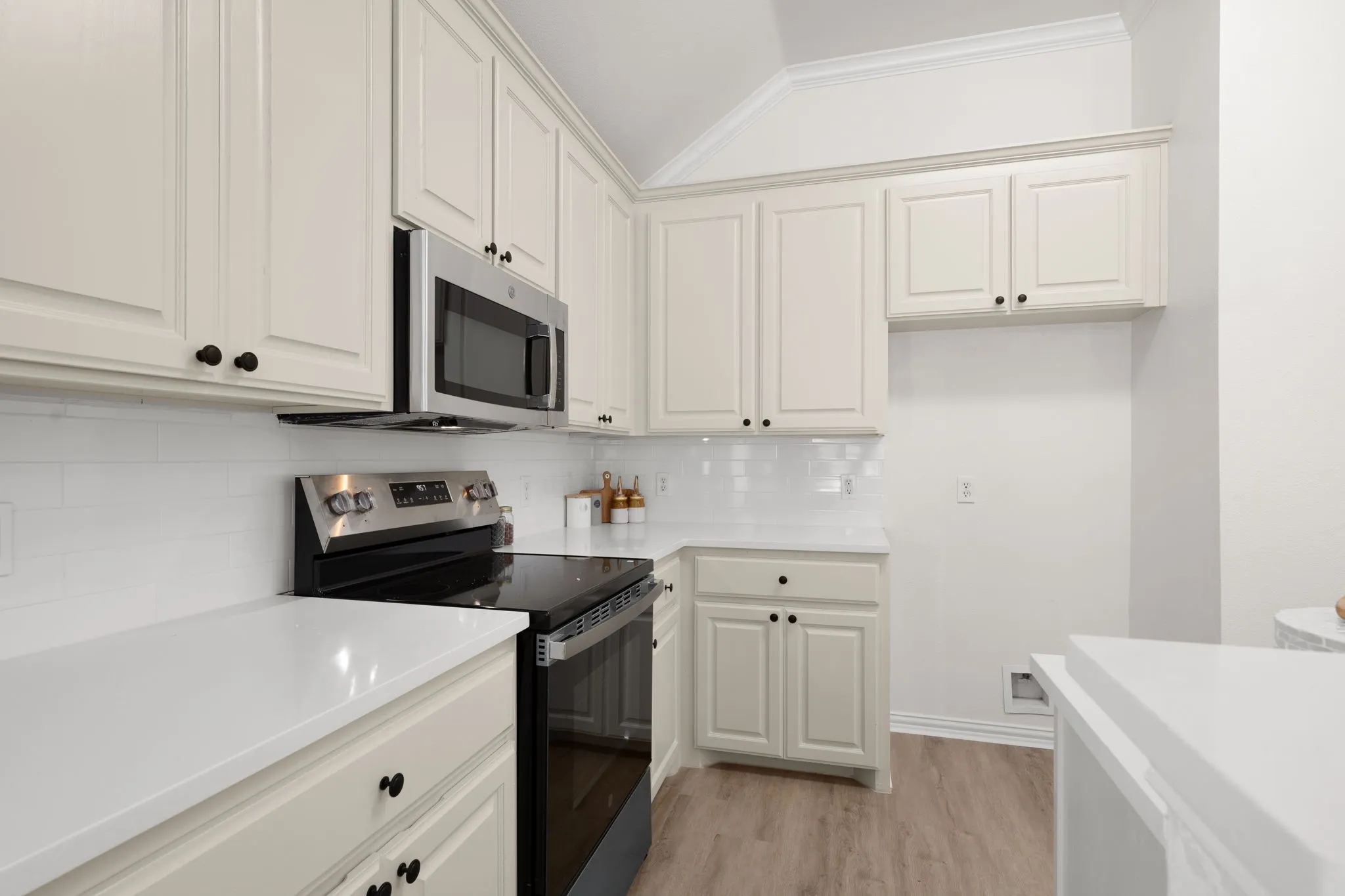 Single Family Residence For Sale in Tarrant County , 9300 Rhoni Court, Fort Worth, Texas 76140, 4 Bedroom, 2 Bathroom, 2 Garage spaces, 1,876 Sqft, built in 2005, mls#21394834, Real Estate Agent in Fort Worth, Homes For Sale in Tarrant county, Homes For Sale in Fort Worth, Realtor in Fort Worth Texas, Real Estate Brokerage Independent Realty Texas, Luminita Cordes Realtor