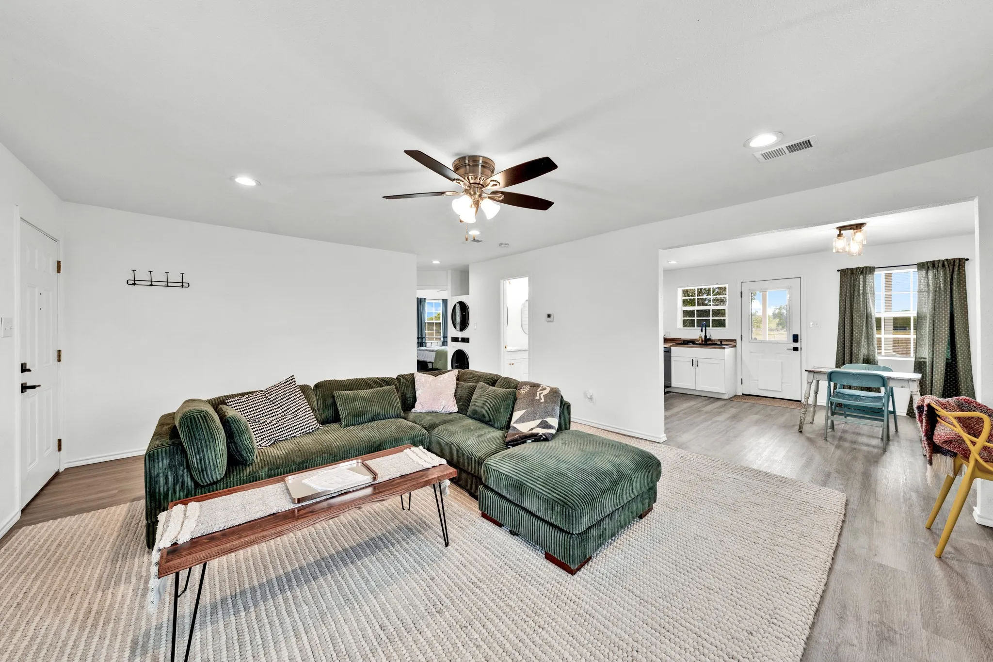 Single Family Residence For Sale in Hunt County , 5259 County Road 4604, Commerce, Texas 75428, 2 Bedroom, 1 Bathroom, Garage spaces, 720 Sqft, built in 2017, mls#21394340, Real Estate Agent in Commerce, Homes For Sale in Hunt county, Homes For Sale in Commerce, Realtor in Commerce Texas, Real Estate Brokerage Independent Realty Texas, Luminita Cordes Realtor