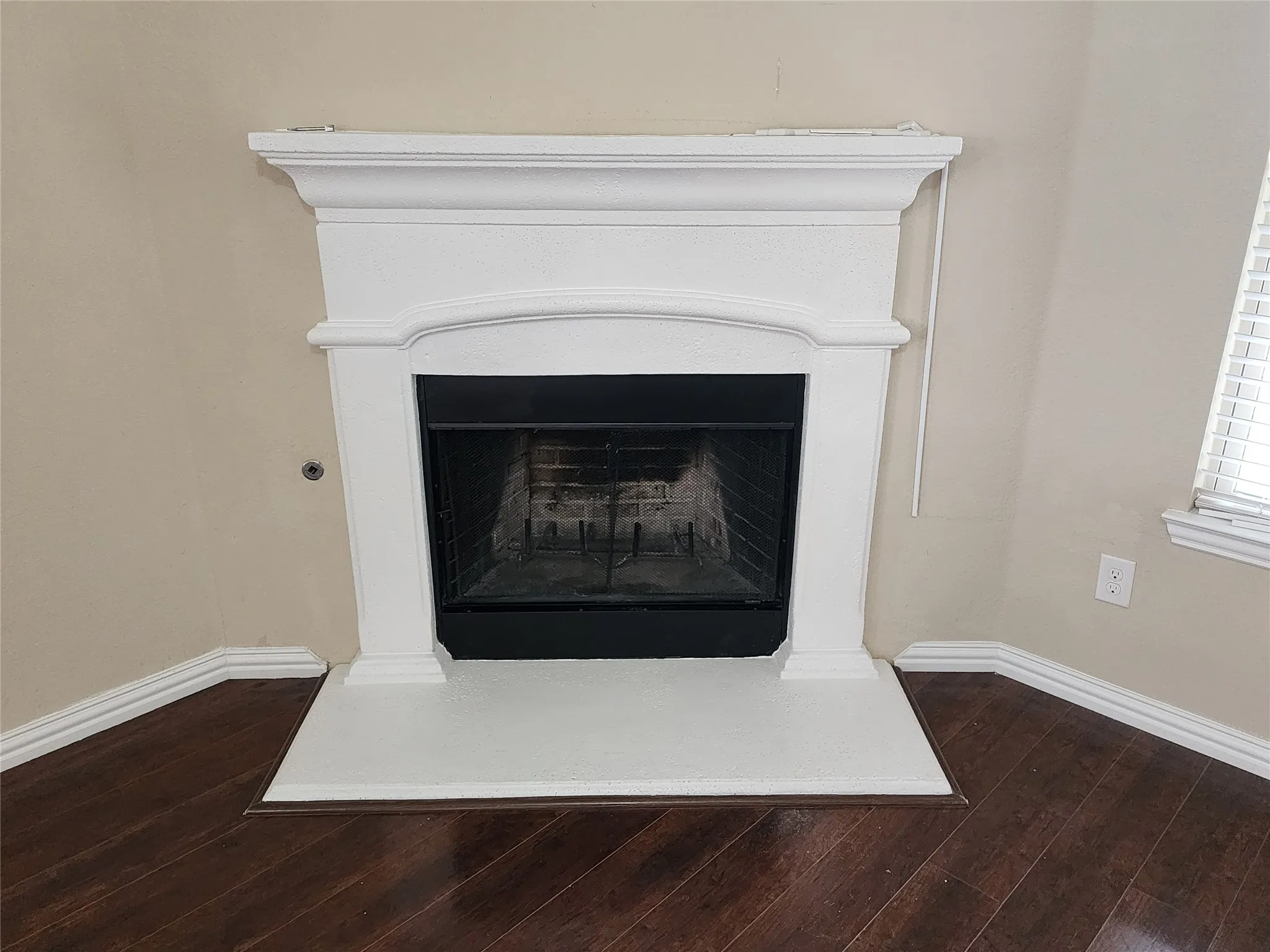 Single Family Residence For Rent in Tarrant County , 500 Paddle Drive, Crowley, Texas 76036, 3 Bedroom, 2 Bathroom, 2 Garage spaces, 1,592 Sqft, built in 2013, mls#21398277, Real Estate Agent in Crowley, Homes For Rent in Tarrant county, Homes For Rent in Crowley, Realtor in Crowley Texas, Real Estate Brokerage Independent Realty Texas, Luminita Cordes Realtor