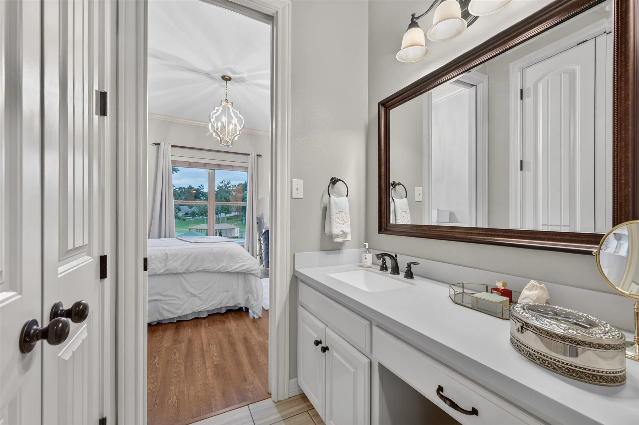 Single Family Residence For Sale in Henderson County , 5615 Nathan Drive, Chandler, Texas 75758, 3 Bedroom, 4 Bathroom, 3 Garage spaces, 3,473 Sqft, built in 2019, mls#21398283, Real Estate Agent in Chandler, Homes For Sale in Henderson county, Homes For Sale in Chandler, Realtor in Chandler Texas, Real Estate Brokerage Independent Realty Texas, Luminita Cordes Realtor