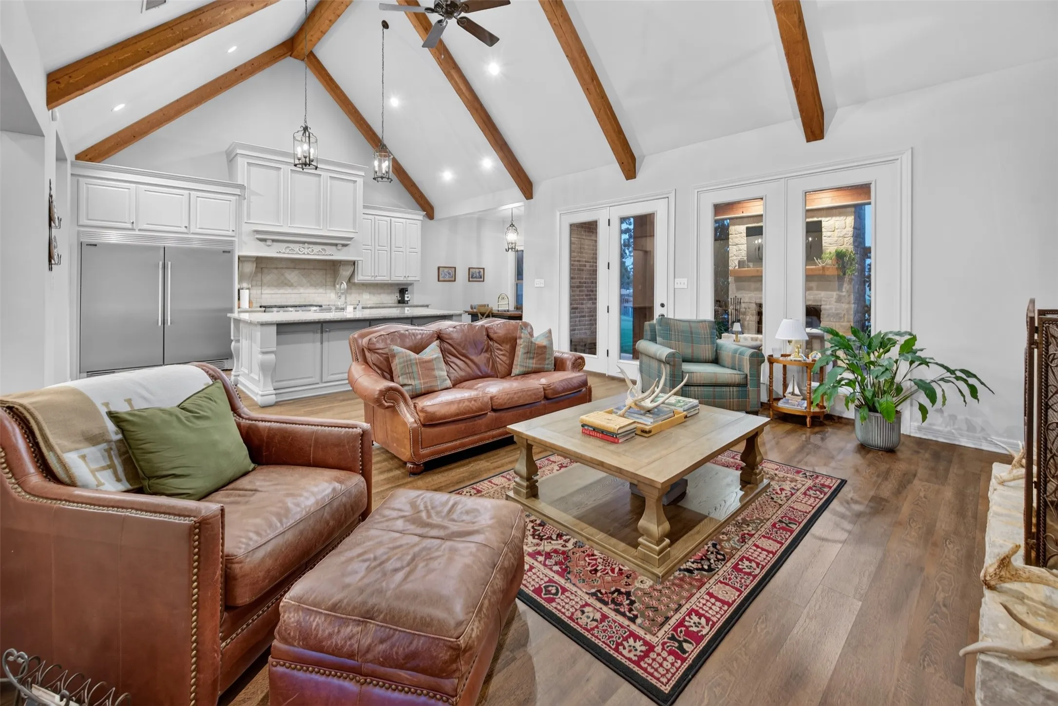 Single Family Residence For Sale in Henderson County , 5615 Nathan Drive, Chandler, Texas 75758, 3 Bedroom, 4 Bathroom, 3 Garage spaces, 3,473 Sqft, built in 2019, mls#21398283, Real Estate Agent in Chandler, Homes For Sale in Henderson county, Homes For Sale in Chandler, Realtor in Chandler Texas, Real Estate Brokerage Independent Realty Texas, Luminita Cordes Realtor