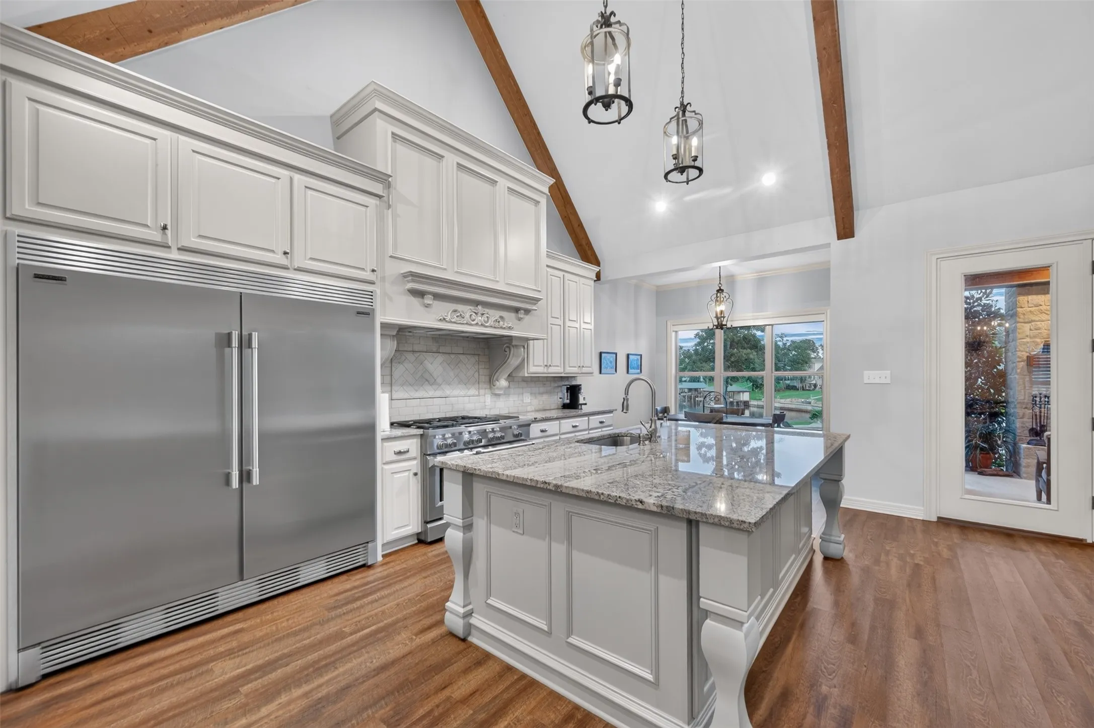Single Family Residence For Sale in Henderson County , 5615 Nathan Drive, Chandler, Texas 75758, 3 Bedroom, 4 Bathroom, 3 Garage spaces, 3,473 Sqft, built in 2019, mls#21398283, Real Estate Agent in Chandler, Homes For Sale in Henderson county, Homes For Sale in Chandler, Realtor in Chandler Texas, Real Estate Brokerage Independent Realty Texas, Luminita Cordes Realtor