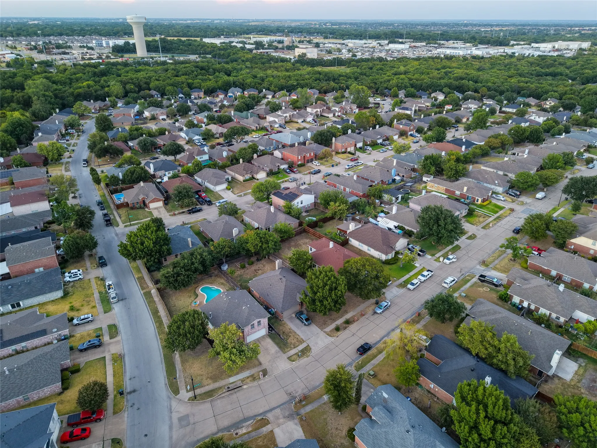 Single Family Residence For Rent in Dallas County , 1301 Mill Crossing, Garland, Texas 75040, 4 Bedroom, 3 Bathroom, 3 Garage spaces, 1,988 Sqft, built in 1997, mls#21398284, Real Estate Agent in Garland, Homes For Rent in Dallas county, Homes For Rent in Garland, Realtor in Garland Texas, Real Estate Brokerage Independent Realty Texas, Luminita Cordes Realtor