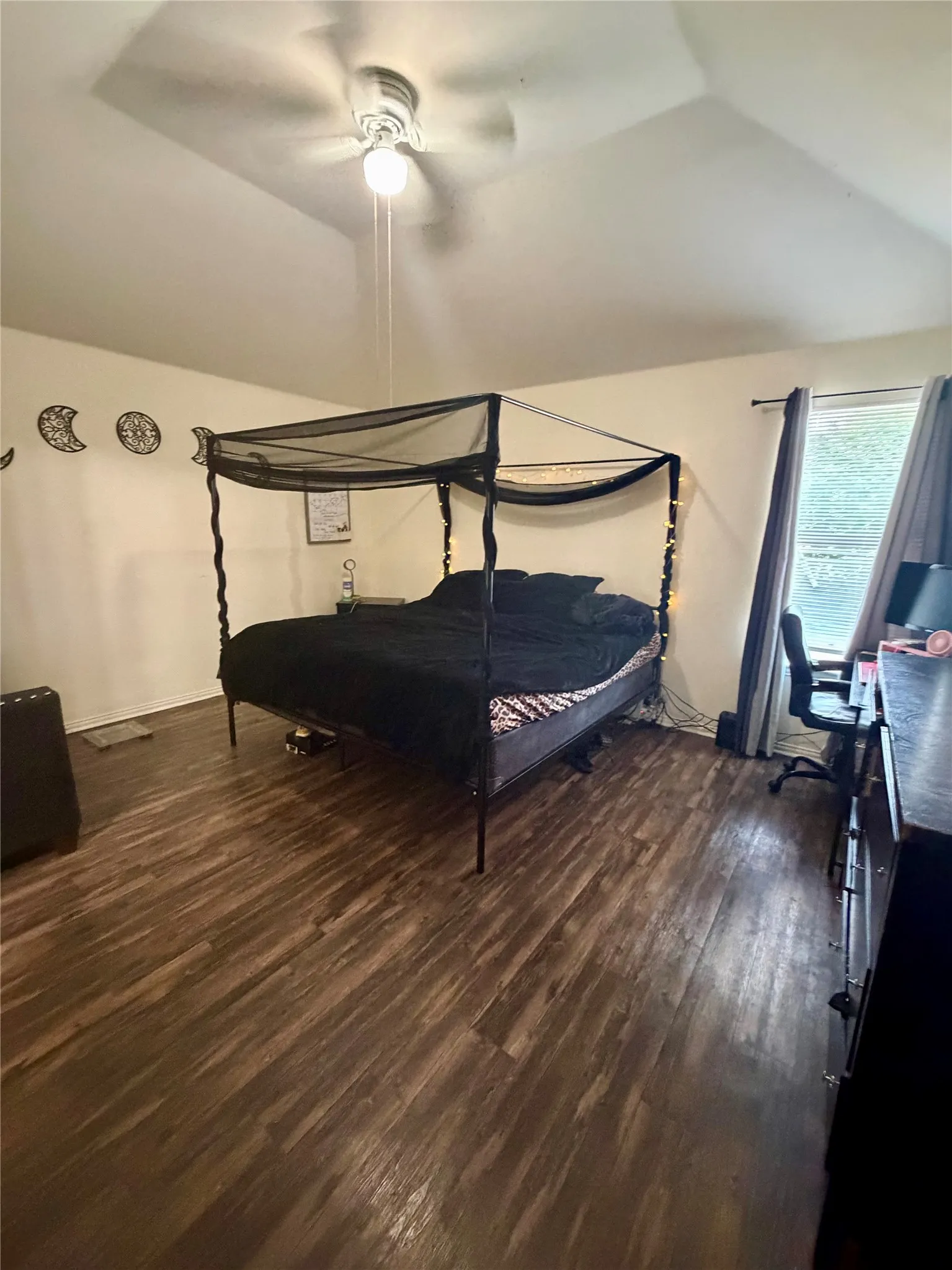 Duplex For Rent in Collin County , 276 Wyndham Meadows Way, Wylie, Texas 75098, 3 Bedroom, 2 Bathroom, 1 Garage spaces, 1,304 Sqft, built in 2004, mls#21398214, Real Estate Agent in Wylie, Homes For Rent in Collin county, Homes For Rent in Wylie, Realtor in Wylie Texas, Real Estate Brokerage Independent Realty Texas, Luminita Cordes Realtor