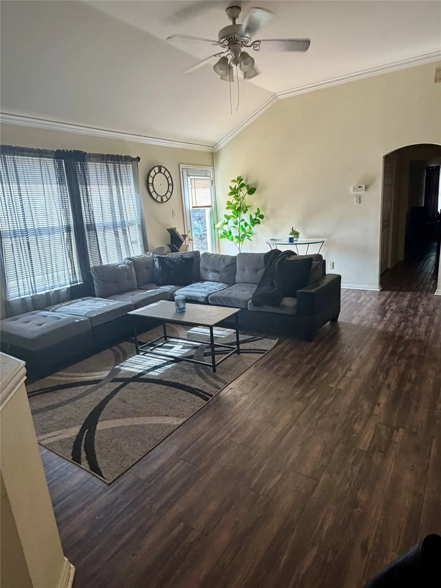 Duplex For Rent in Collin County , 276 Wyndham Meadows Way, Wylie, Texas 75098, 3 Bedroom, 2 Bathroom, 1 Garage spaces, 1,304 Sqft, built in 2004, mls#21398214, Real Estate Agent in Wylie, Homes For Rent in Collin county, Homes For Rent in Wylie, Realtor in Wylie Texas, Real Estate Brokerage Independent Realty Texas, Luminita Cordes Realtor