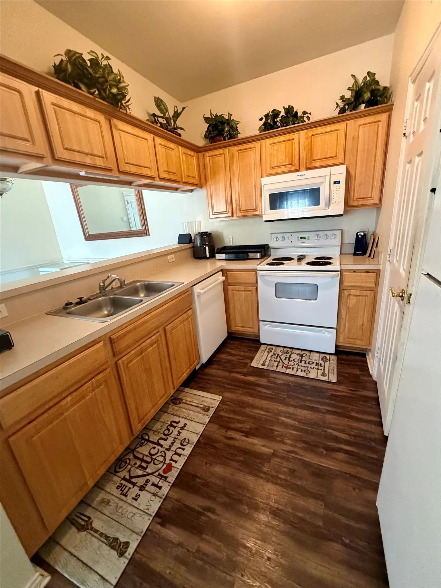Duplex For Rent in Collin County , 276 Wyndham Meadows Way, Wylie, Texas 75098, 3 Bedroom, 2 Bathroom, 1 Garage spaces, 1,304 Sqft, built in 2004, mls#21398214, Real Estate Agent in Wylie, Homes For Rent in Collin county, Homes For Rent in Wylie, Realtor in Wylie Texas, Real Estate Brokerage Independent Realty Texas, Luminita Cordes Realtor
