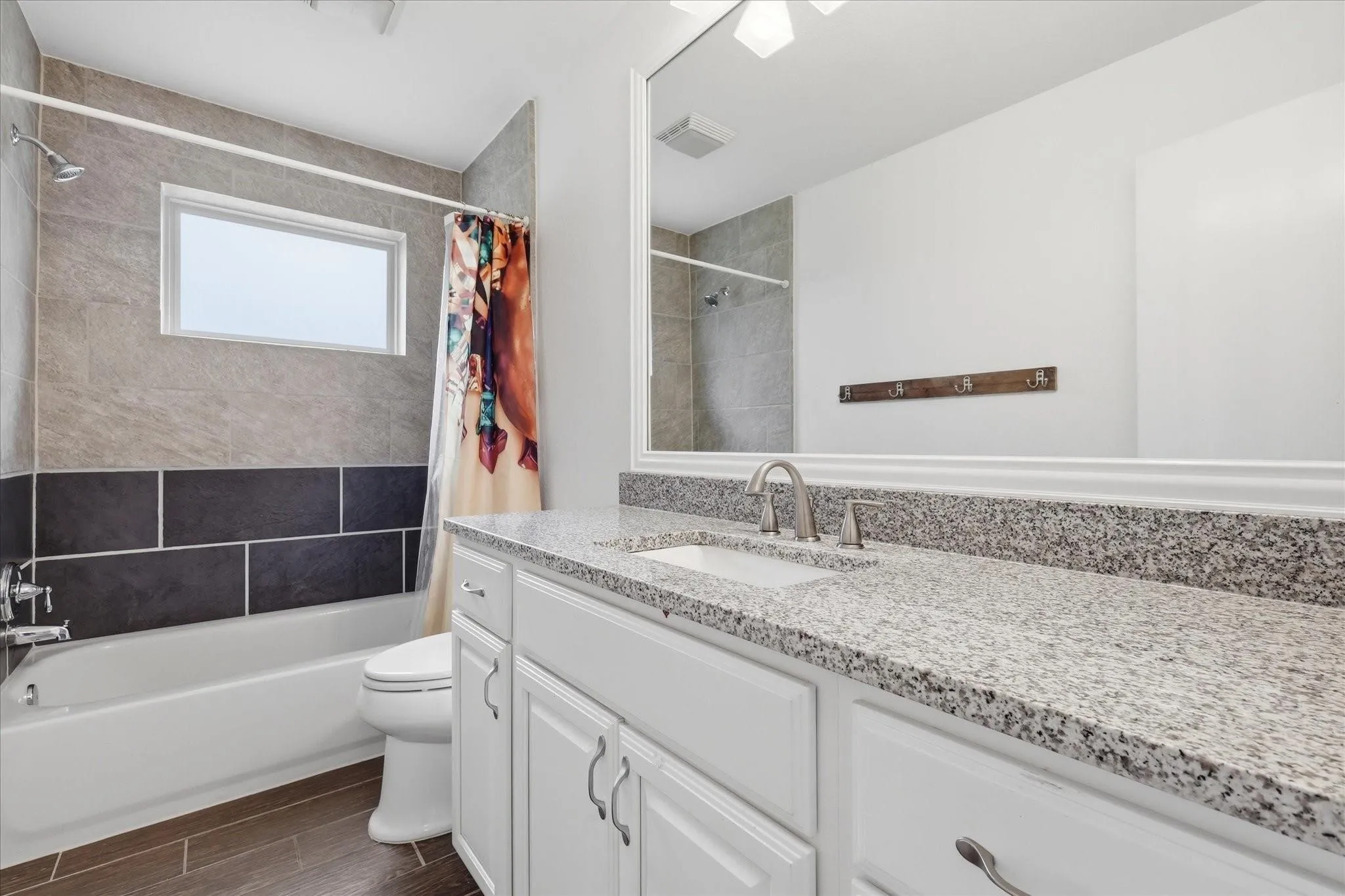 Single Family Residence For Rent in Denton County , 1614 Sunswept Terrace, Lewisville, Texas 75077, 3 Bedroom, 2 Bathroom, 2 Garage spaces, 1,405 Sqft, built in 1985, mls#21397507, Real Estate Agent in Lewisville, Homes For Rent in Denton county, Homes For Rent in Lewisville, Realtor in Lewisville Texas, Real Estate Brokerage Independent Realty Texas, Luminita Cordes Realtor