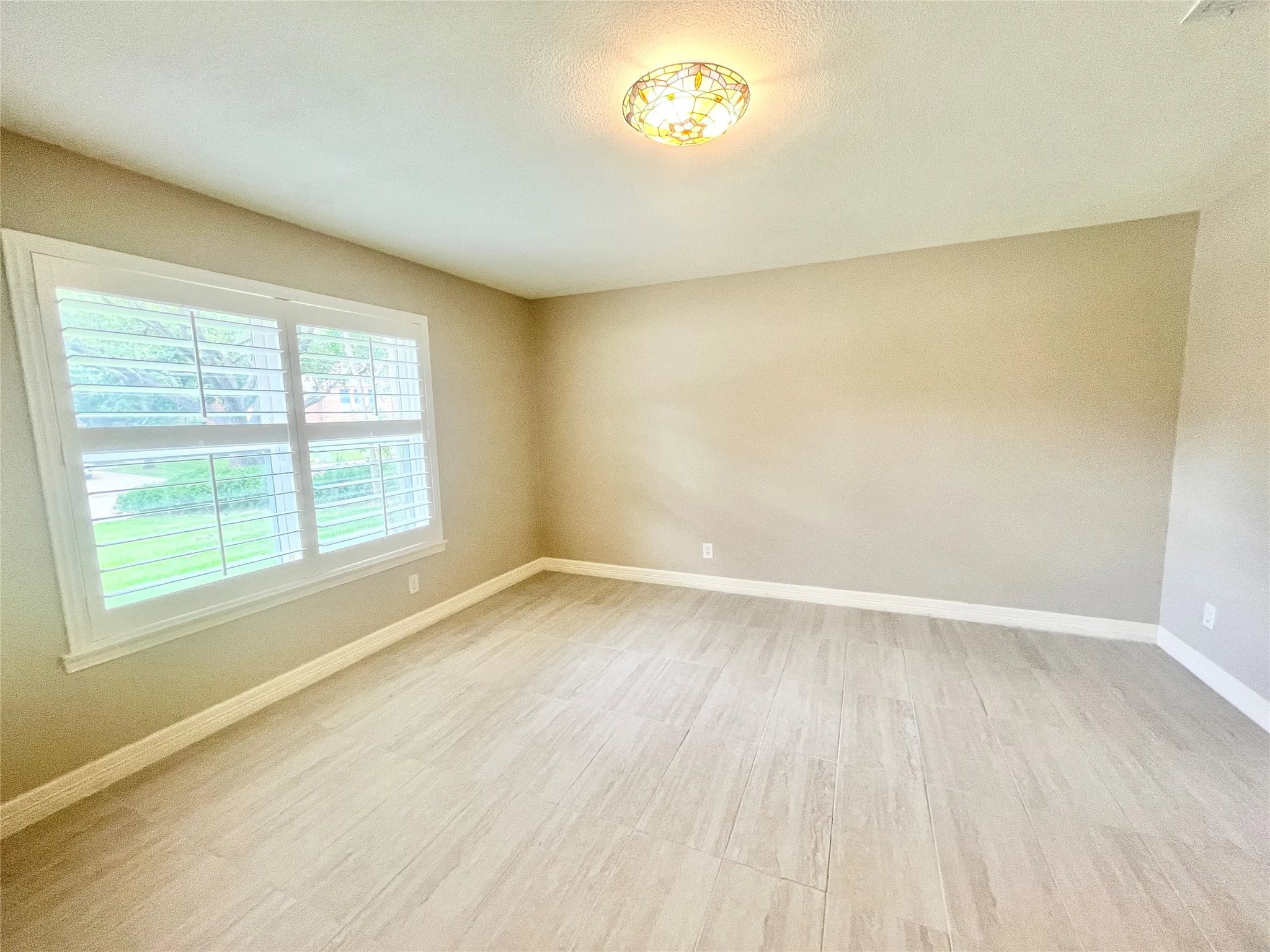 Single Family Residence For Rent in Dallas County , 313 Santa Clara Street, Irving, Texas 75062, 4 Bedroom, 3 Bathroom, 2 Garage spaces, 2,624 Sqft, built in 1967, mls#21397651, Real Estate Agent in Irving, Homes For Rent in Dallas county, Homes For Rent in Irving, Realtor in Irving Texas, Real Estate Brokerage Independent Realty Texas, Luminita Cordes Realtor