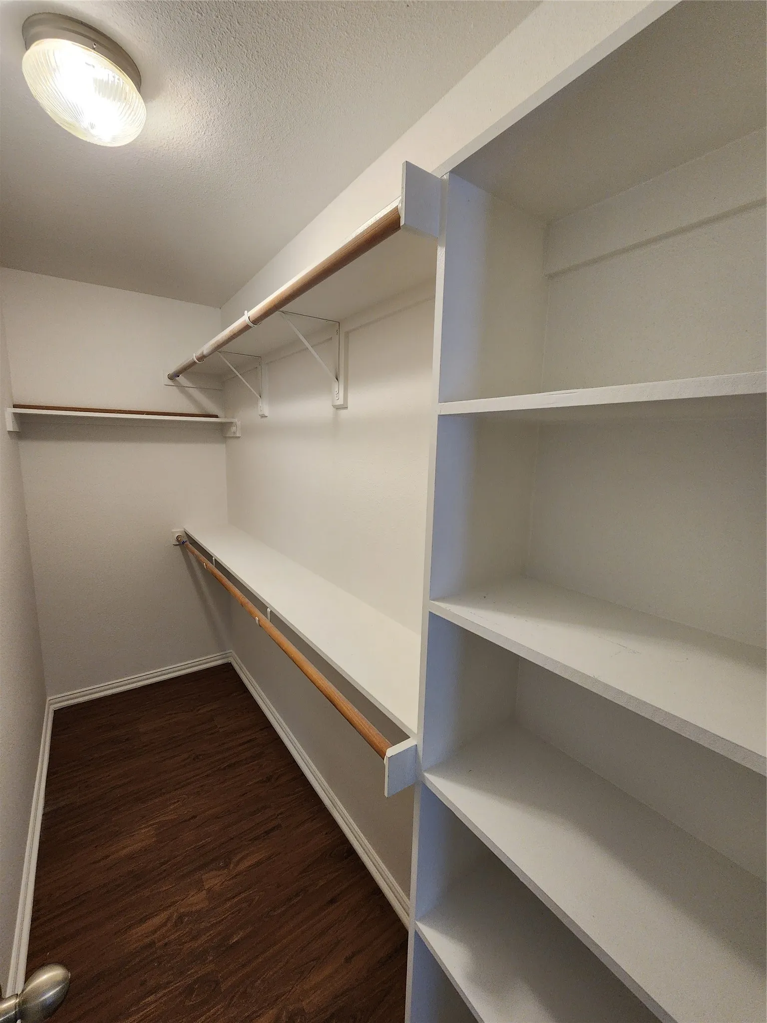 Duplex For Rent in Tarrant County , 209 Deborah Lane, Crowley, Texas 76036, 3 Bedroom, 2 Bathroom, 2 Garage spaces, 1,225 Sqft, built in 2005, mls#21398292, Real Estate Agent in Crowley, Homes For Rent in Tarrant county, Homes For Rent in Crowley, Realtor in Crowley Texas, Real Estate Brokerage Independent Realty Texas, Luminita Cordes Realtor