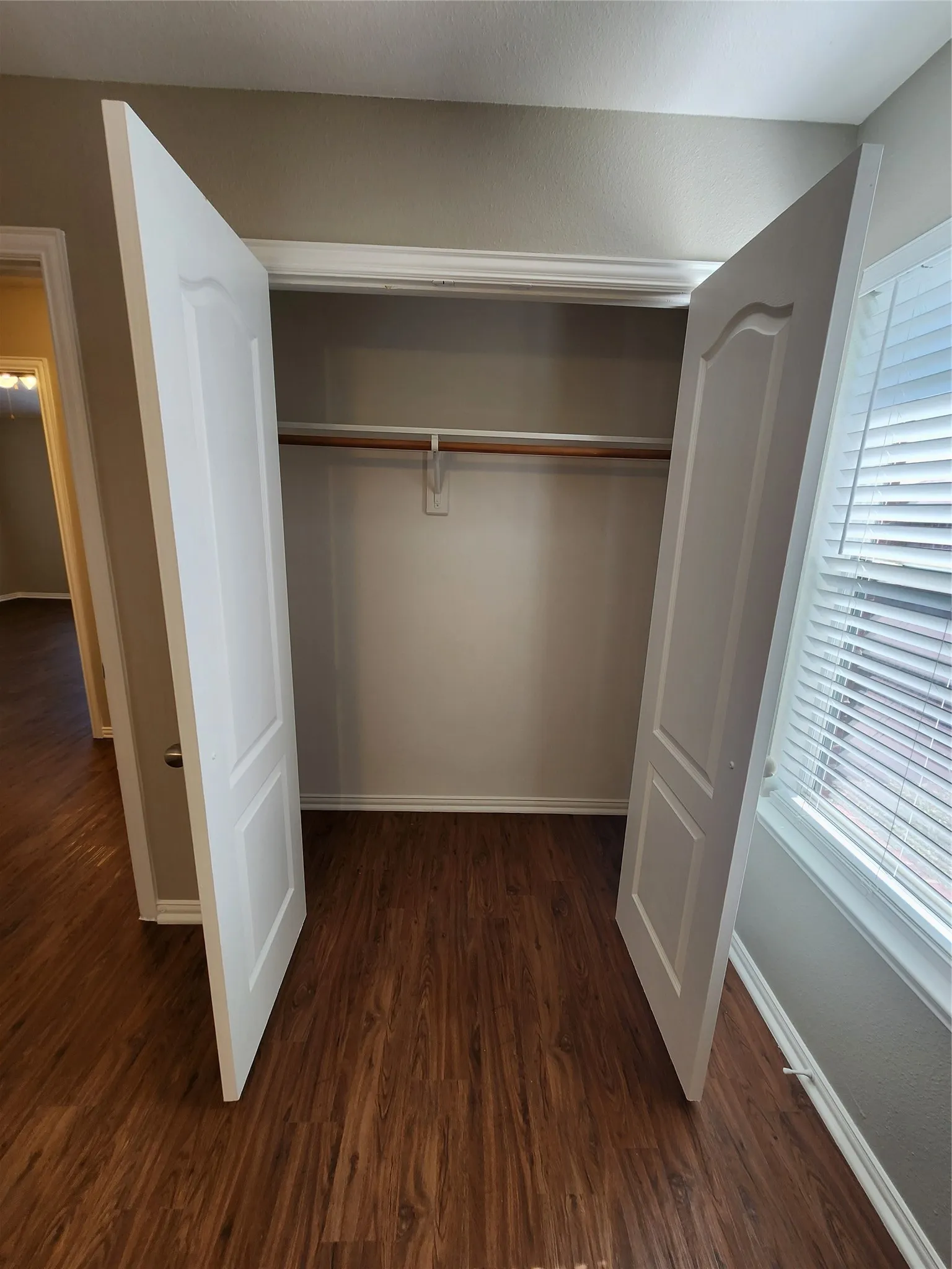 Duplex For Rent in Tarrant County , 209 Deborah Lane, Crowley, Texas 76036, 3 Bedroom, 2 Bathroom, 2 Garage spaces, 1,225 Sqft, built in 2005, mls#21398292, Real Estate Agent in Crowley, Homes For Rent in Tarrant county, Homes For Rent in Crowley, Realtor in Crowley Texas, Real Estate Brokerage Independent Realty Texas, Luminita Cordes Realtor