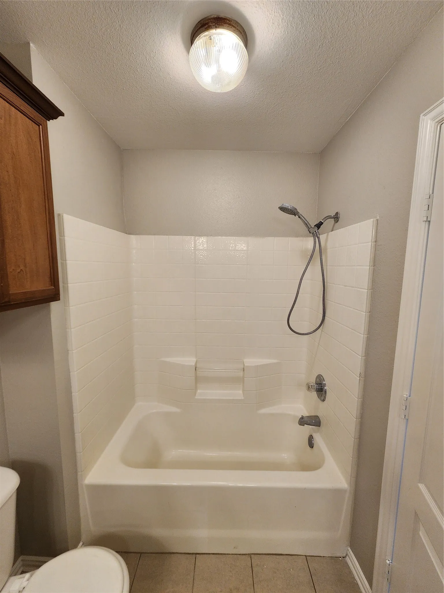 Duplex For Rent in Tarrant County , 209 Deborah Lane, Crowley, Texas 76036, 3 Bedroom, 2 Bathroom, 2 Garage spaces, 1,225 Sqft, built in 2005, mls#21398292, Real Estate Agent in Crowley, Homes For Rent in Tarrant county, Homes For Rent in Crowley, Realtor in Crowley Texas, Real Estate Brokerage Independent Realty Texas, Luminita Cordes Realtor