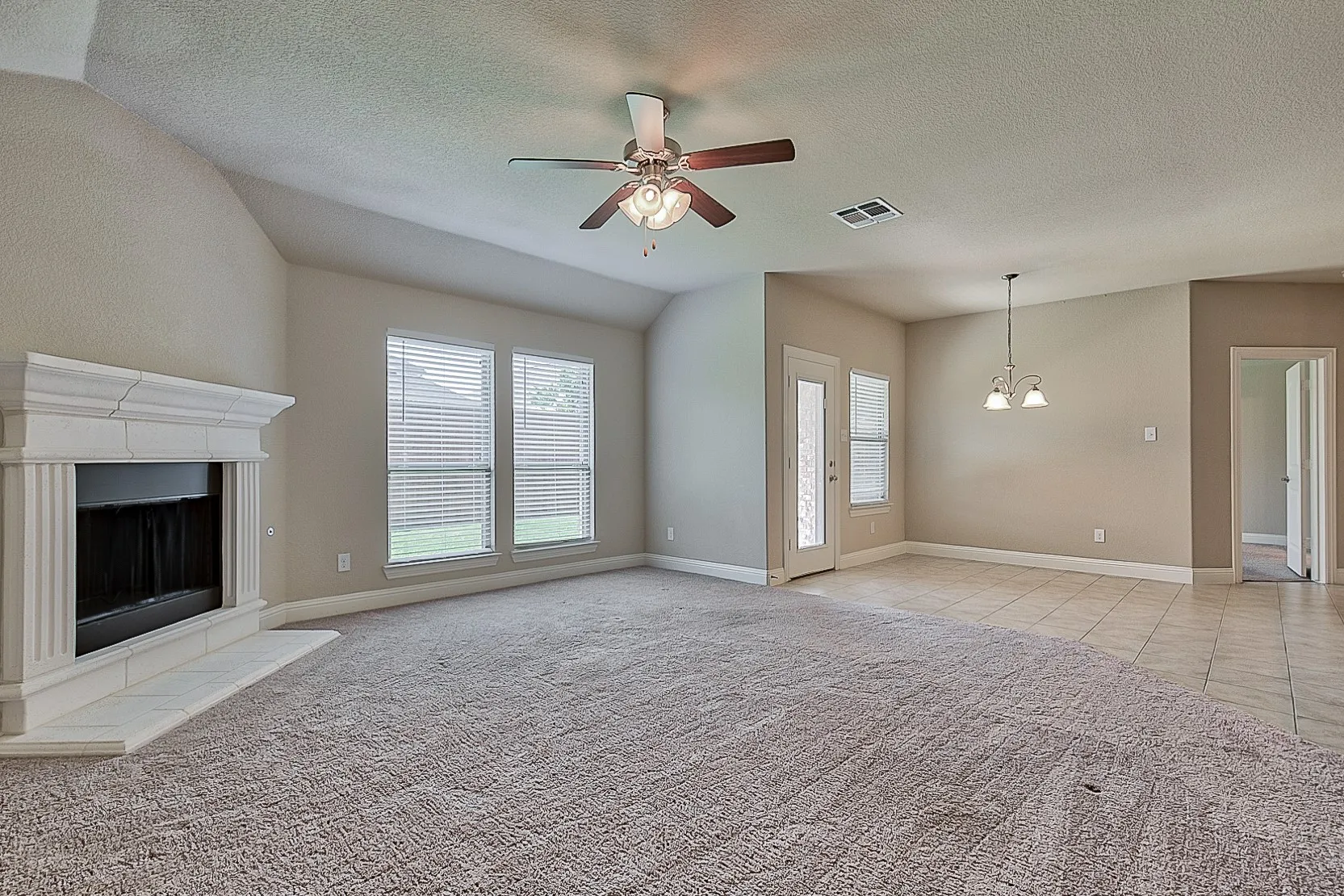 Single Family Residence For Rent in Denton County , 15909 Rockingham Street, Frisco, Texas 75036, 4 Bedroom, 2 Bathroom, 2 Garage spaces, 2,050 Sqft, built in 2015, mls#21346616, Real Estate Agent in Frisco, Homes For Rent in Denton county, Homes For Rent in Frisco, Realtor in Frisco Texas, Real Estate Brokerage Independent Realty Texas, Luminita Cordes Realtor