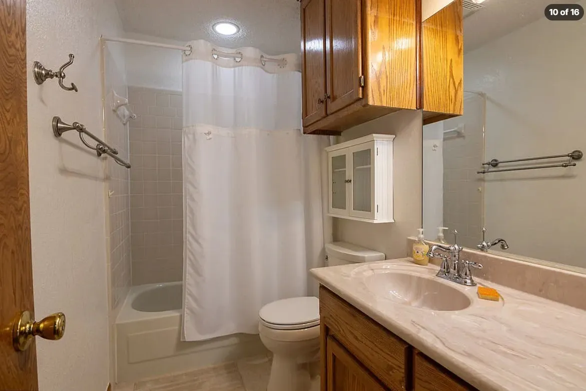 Single Family Residence For Rent in Tarrant County , 3622 Swafford Street, Arlington, Texas 76015, 3 Bedroom, 2 Bathroom, 2 Garage spaces, 1,122 Sqft, built in 1989, mls#21398301, Real Estate Agent in Arlington, Homes For Rent in Tarrant county, Homes For Rent in Arlington, Realtor in Arlington Texas, Real Estate Brokerage Independent Realty Texas, Luminita Cordes Realtor
