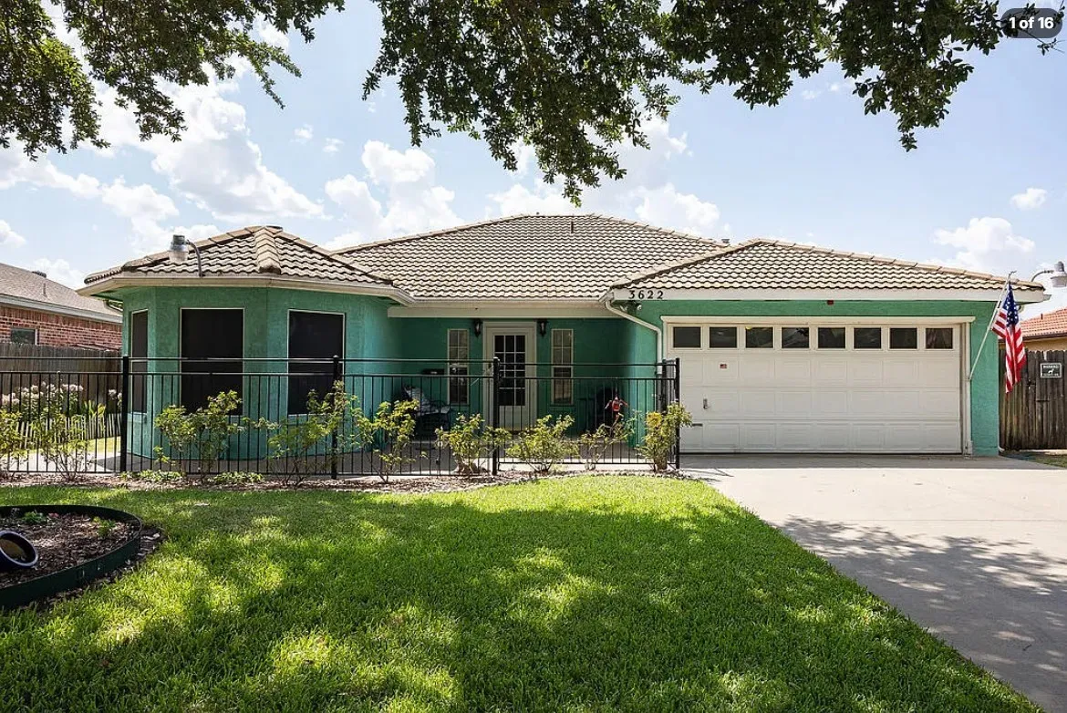 Single Family Residence For Rent in Tarrant County , 3622 Swafford Street, Arlington, Texas 76015, 3 Bedroom, 2 Bathroom, 2 Garage spaces, 1,122 Sqft, built in 1989, mls#21398301, Real Estate Agent in Arlington, Homes For Rent in Tarrant county, Homes For Rent in Arlington, Realtor in Arlington Texas, Real Estate Brokerage Independent Realty Texas, Luminita Cordes Realtor